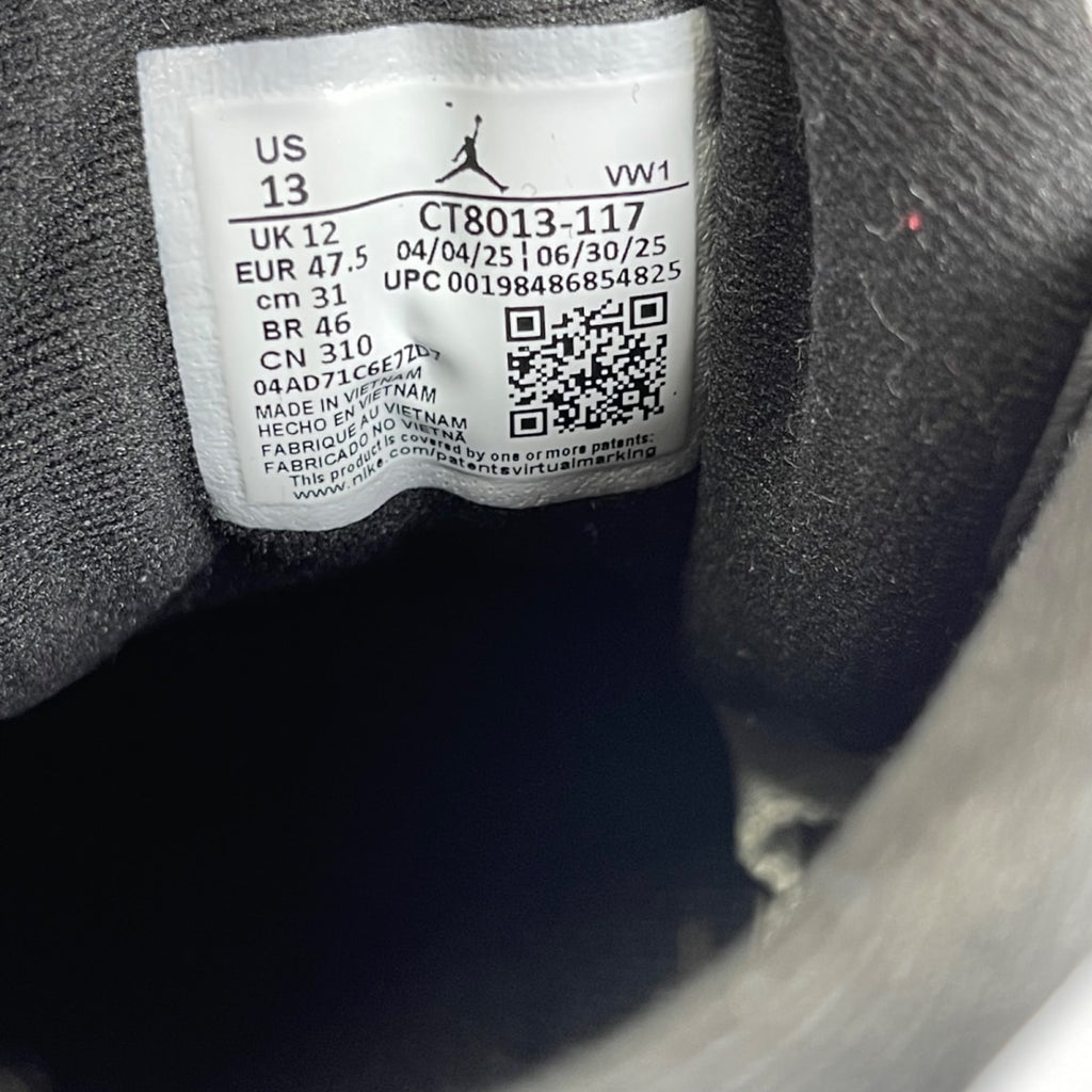 Jordan 12 Retro Taxi (2025) 13 (Moderately Worn Pre-Owned)JordanWhite/Black/Taxi - Image 6