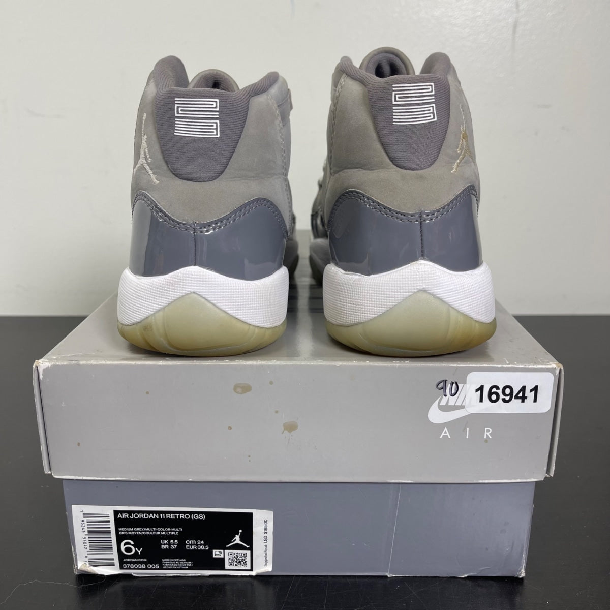 Jordan 11 Retro Cool Grey (2021) (GS) 6Y (Moderately Worn Pre-Owned)JordanMedium Grey/Multi-Color/Multi-Color - Image 4
