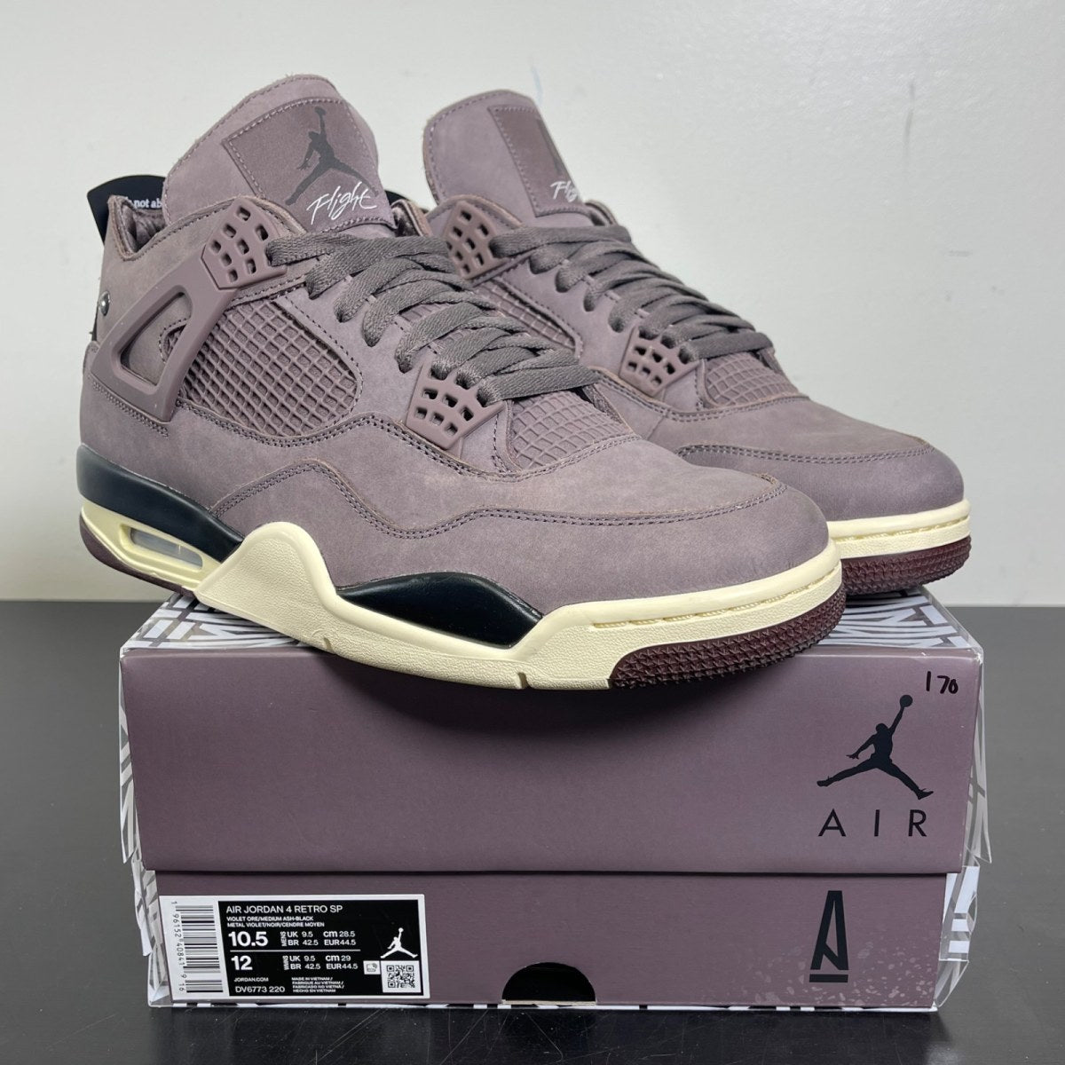 Jordan 4 Retro SP A Ma Maniére Violet Ore 10.5 (Moderately Worn Pre-Owned)JordanViolet Ore/Medium Ash-Black-Muslin-Burgundy Crush - Image 1