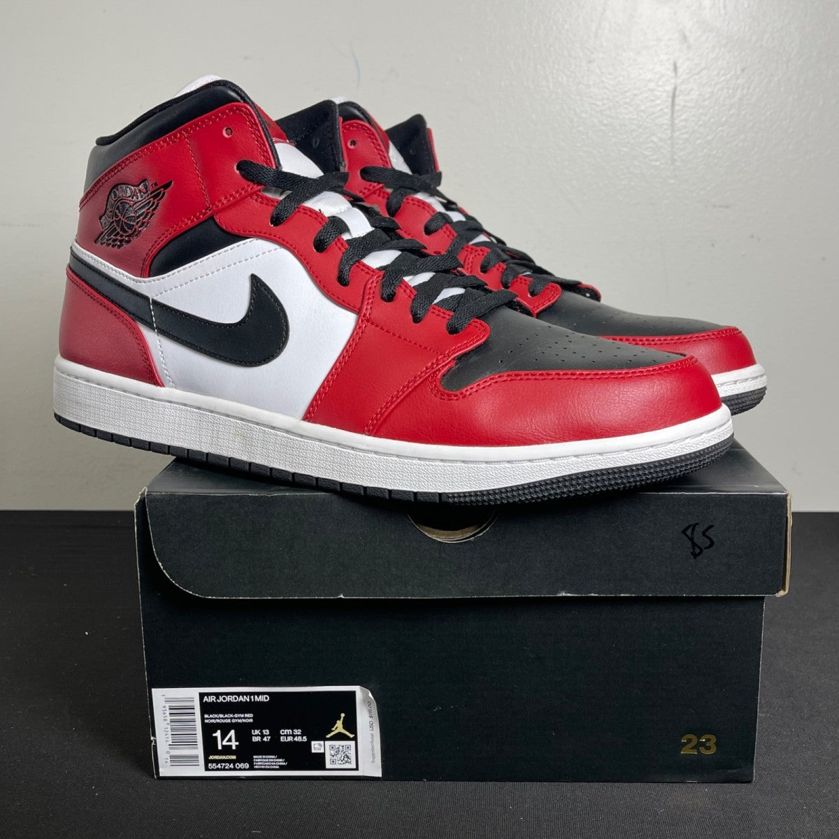 Jordan 1 Mid Chicago Toe (Size 14) - Image 1