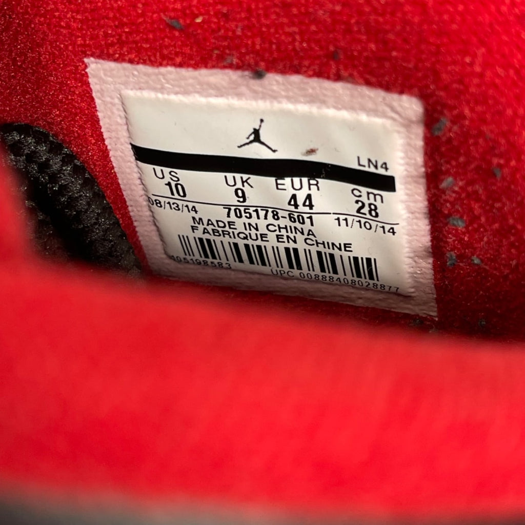 Jordan 10 Retro Bulls Over Broadway 10 (Moderately Worn Pre-Owned)JordanGym Red/Black-Wolf Grey - Image 6