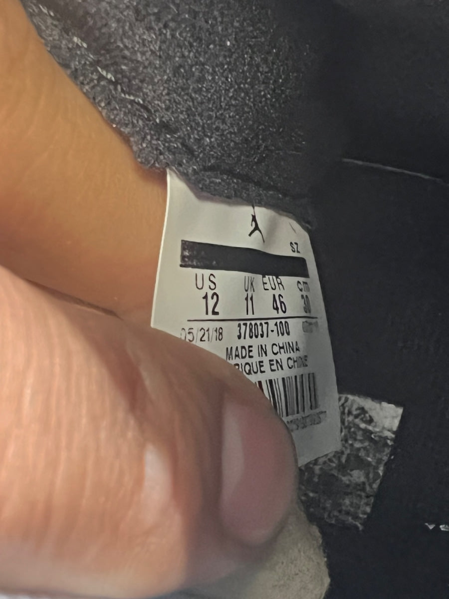 Jordan 11 Retro Concord (2018) 12 (Moderately Worn Pre-Owned)JordanWhite/Black-Concord - Image 7