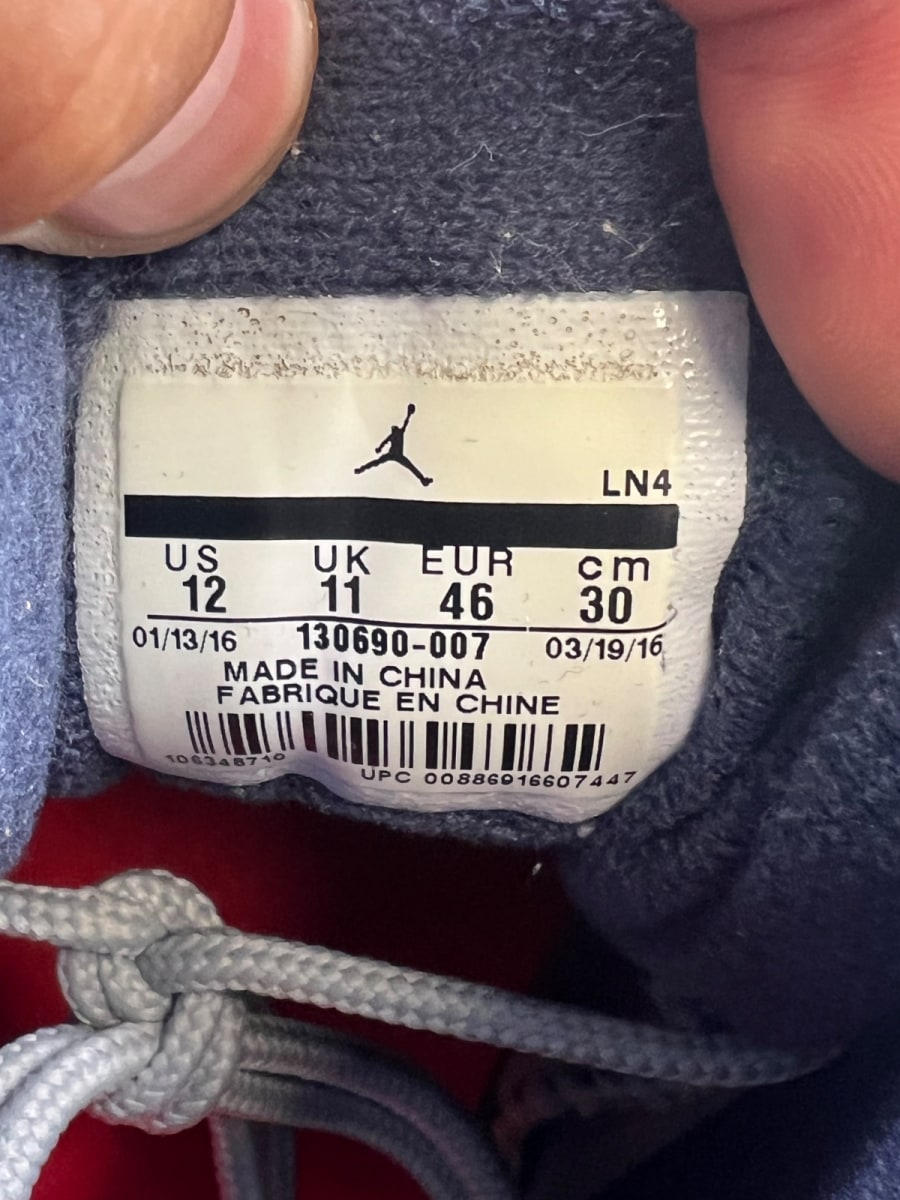 Jordan 12 Retro Grey University Blue 12 (Heavily Worn Pre-Owned)JordanGrey/University Blue-White - Image 6