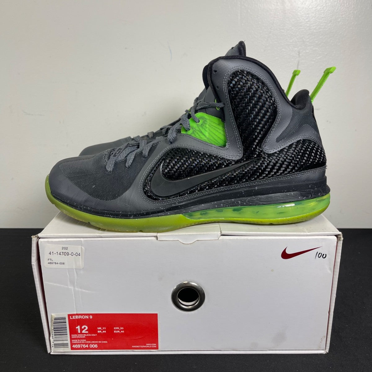Nike LeBron 9 Dunkman 12 (Moderately Worn Pre-Owned)NikeDark Grey/Black-Volt - Image 3