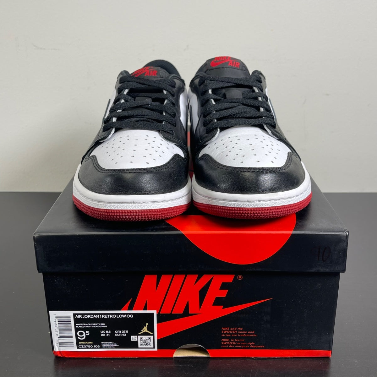 Jordan 1 Retro Low OG Black Toe (2023) 9.5 (Moderately Worn Pre-Owned)JordanWhite/Black/Varsity Red - Image 2
