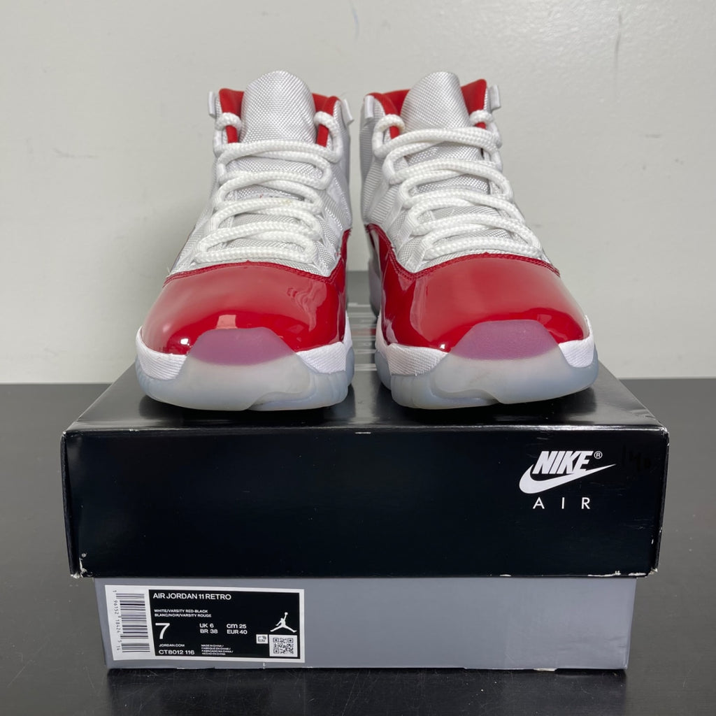 Jordan 11 Retro Cherry (2022) 7 (Moderately Worn Pre-Owned)JordanWhite/Varsity Red/Black - Image 2
