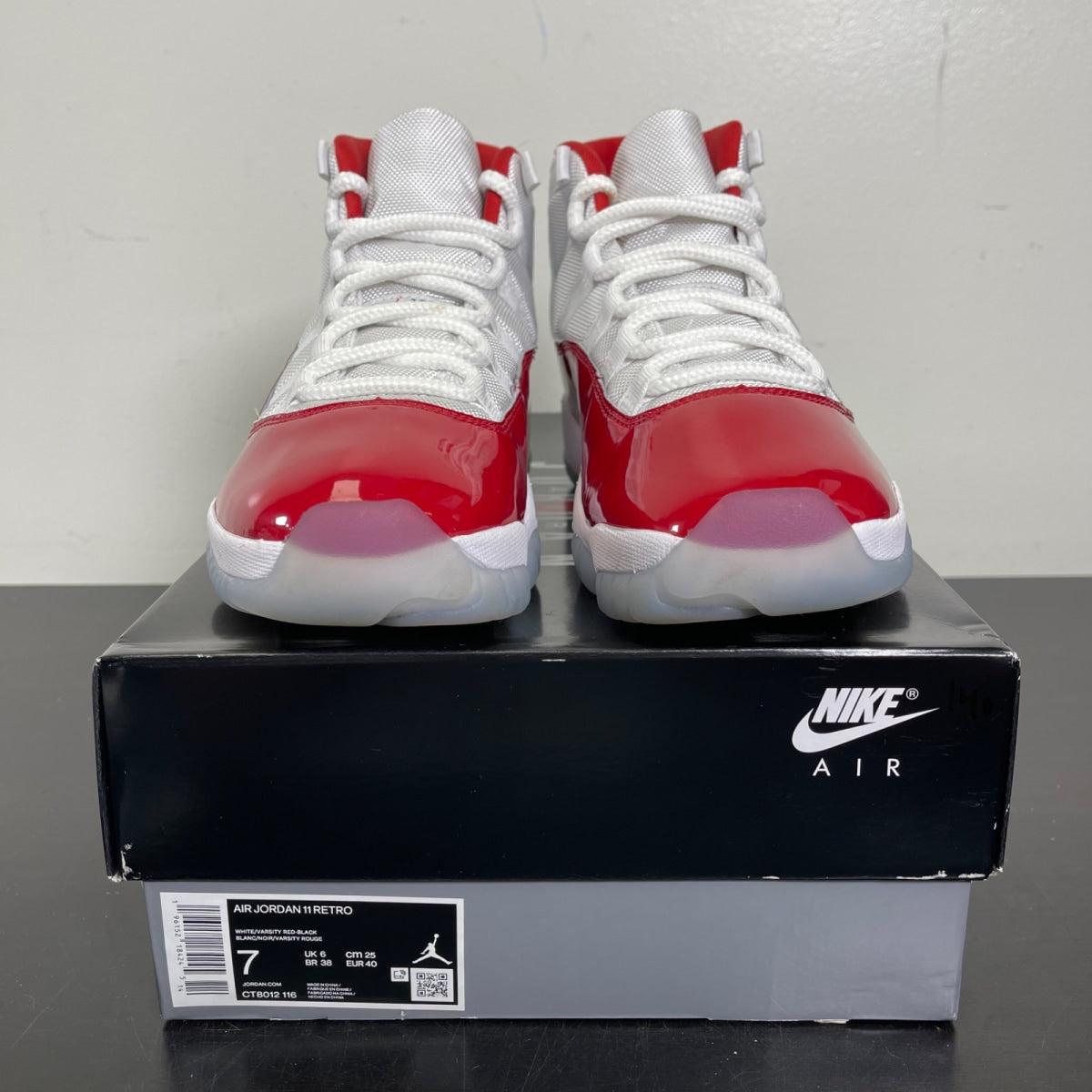 Jordan 11 Retro Cherry (2022) 7 (Moderately Worn Pre-Owned)JordanWhite/Varsity Red/Black - Image 2