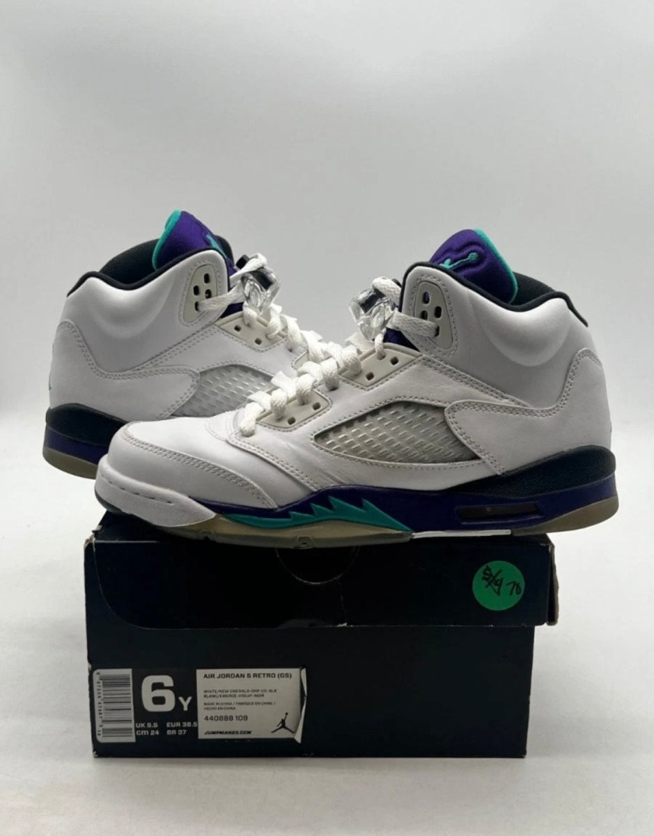 Jordan 5 Retro Grape (2013) (GS) 6Y (Moderately Worn Pre-Owned)JordanWhite/Emerald-New-Grape-Ice-Blue - Image 1