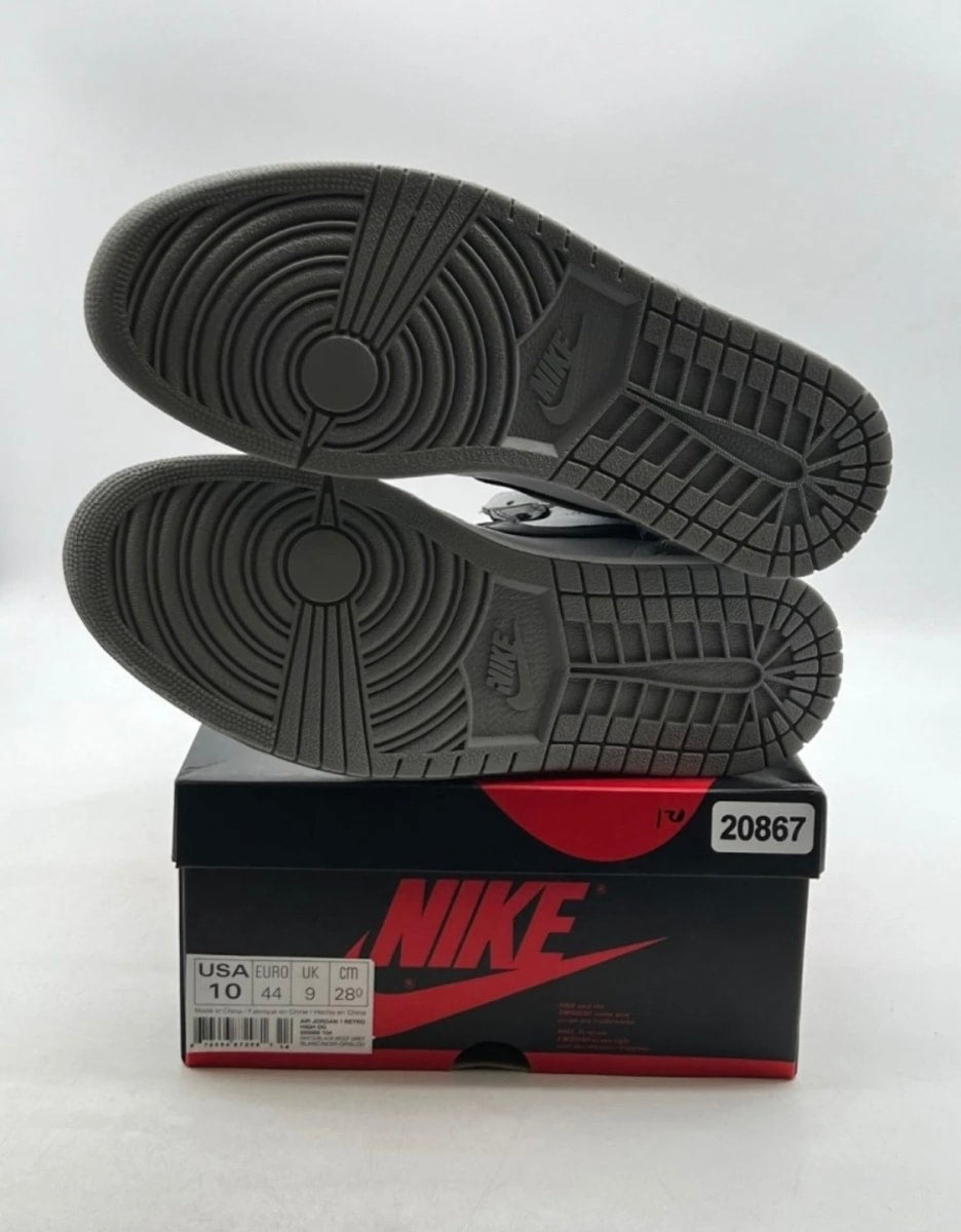 Jordan 1 Retro Barons 10 (Moderately Worn Pre-Owned)JordanWhite/Black-Neutral Grey - Image 8