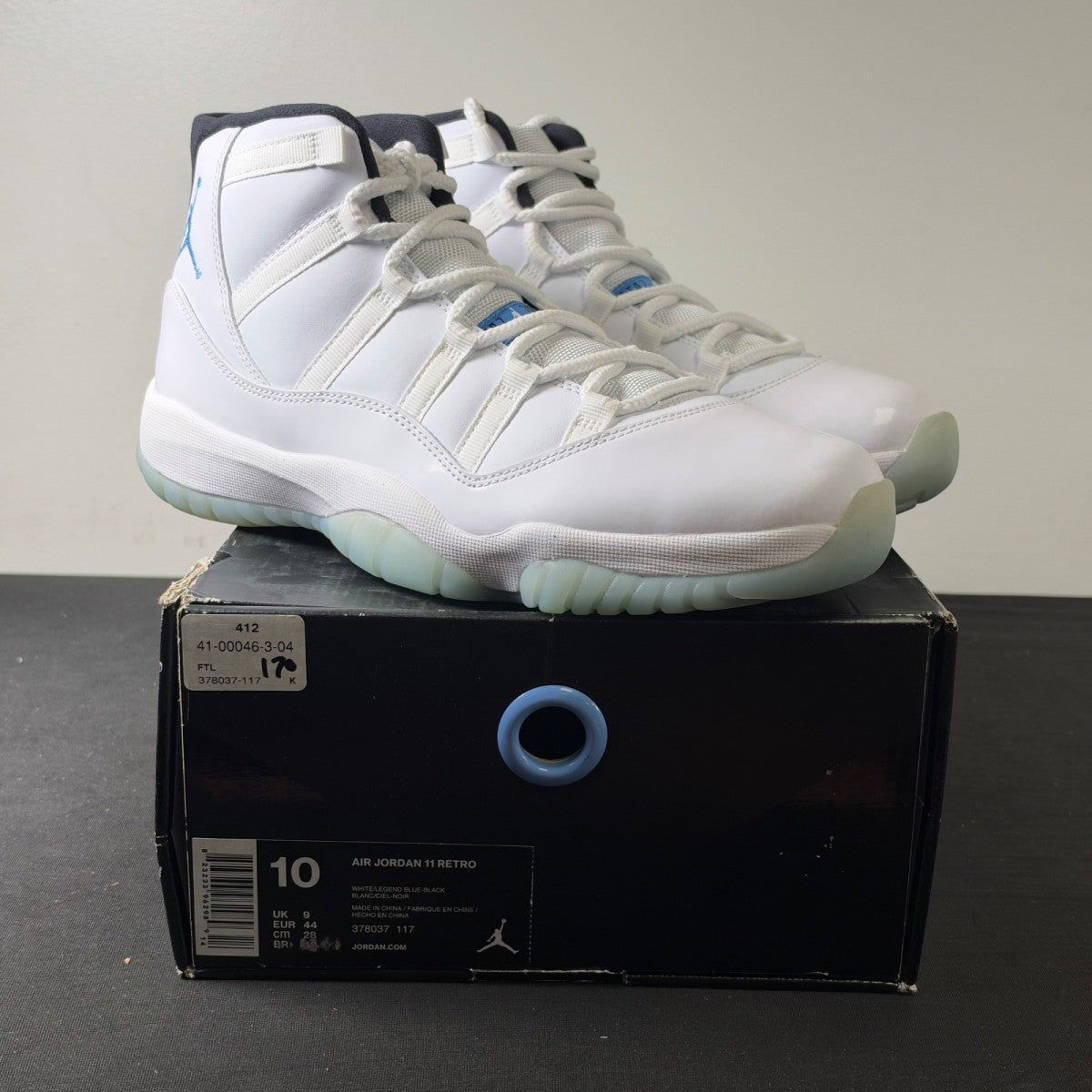 Jordan 11 Retro Legend Blue (2014) (Size 10) - Image 1
