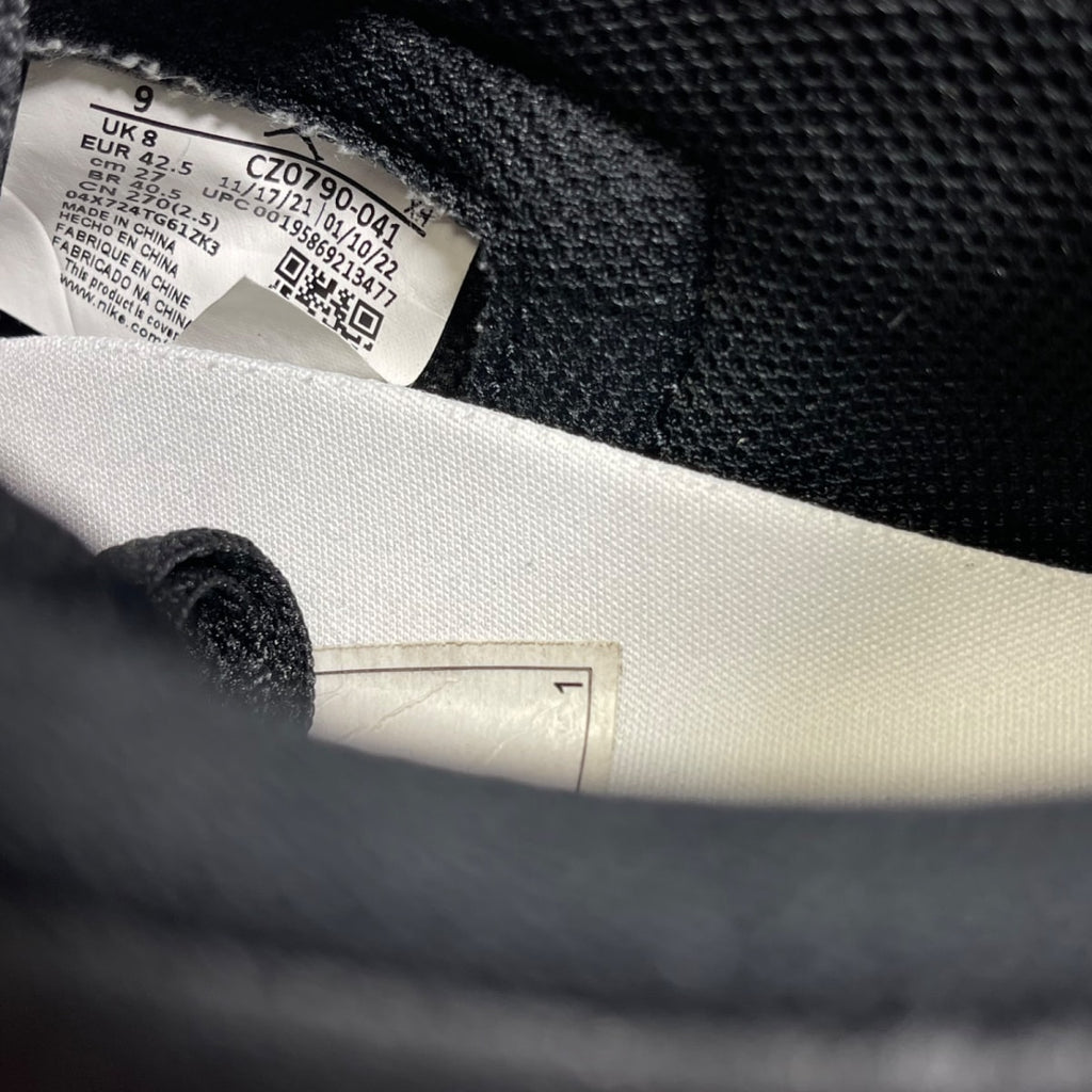 Jordan 1 Retro Low OG Mystic Navy 9 (Moderately Worn Pre-Owned)JordanBlack/Mystic Navy-White - Image 7