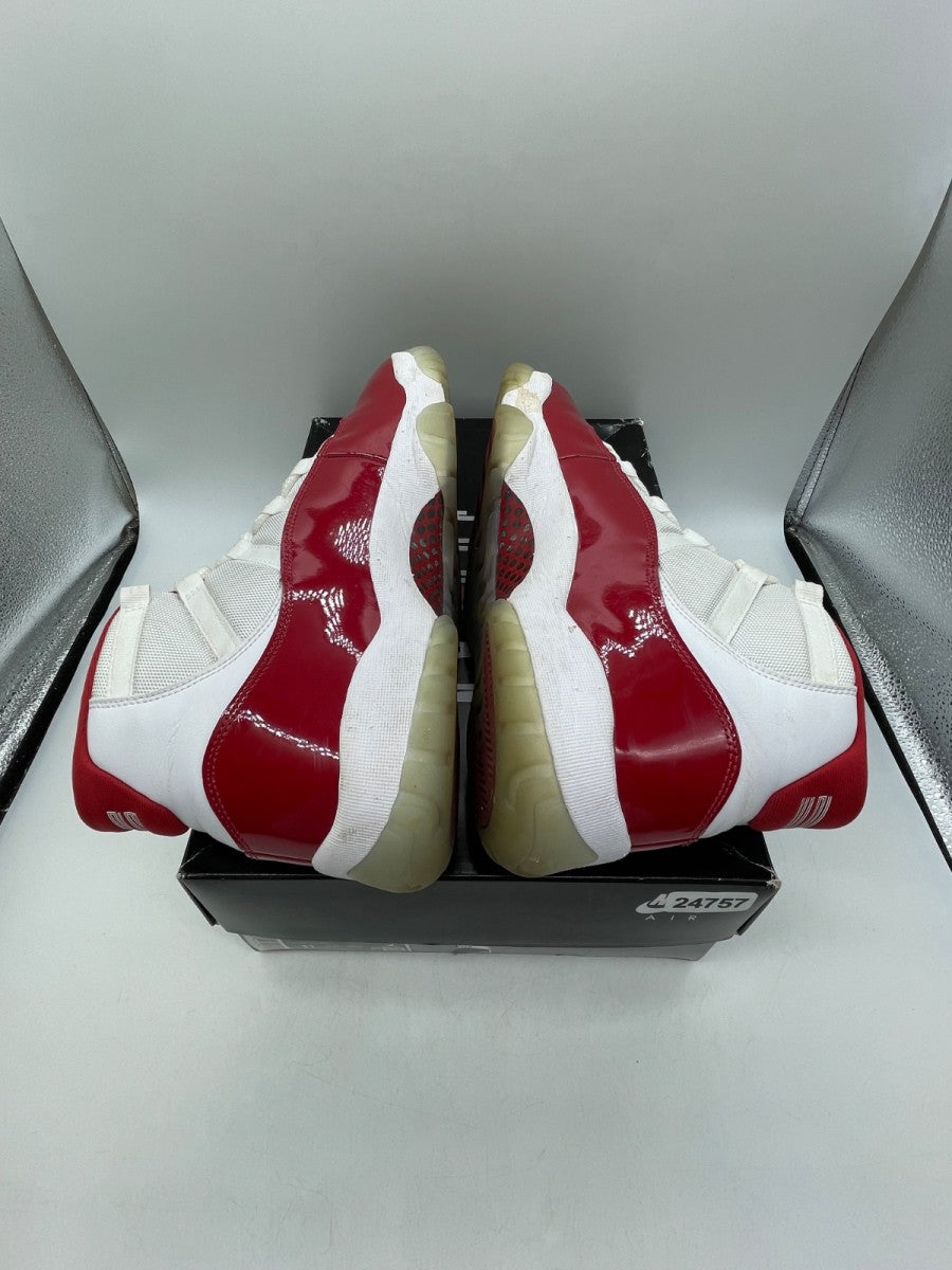 Jordan 11 Retro Cherry (2022) 11 (Moderately Worn Pre-Owned)JordanWhite/Varsity Red/Black - Image 6