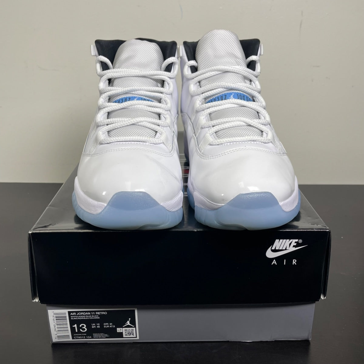 Jordan 11 Retro Legend Blue (2024) 13 (Moderately Worn Pre-Owned)JordanWhite/Legend Blue/Black - Image 2