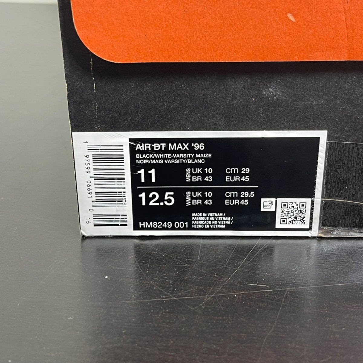 Nike Air DT Max '96 Black White (2024) 11 (Moderately Worn Pre-Owned)NikeBlack/White/Varsity Maize - Image 7