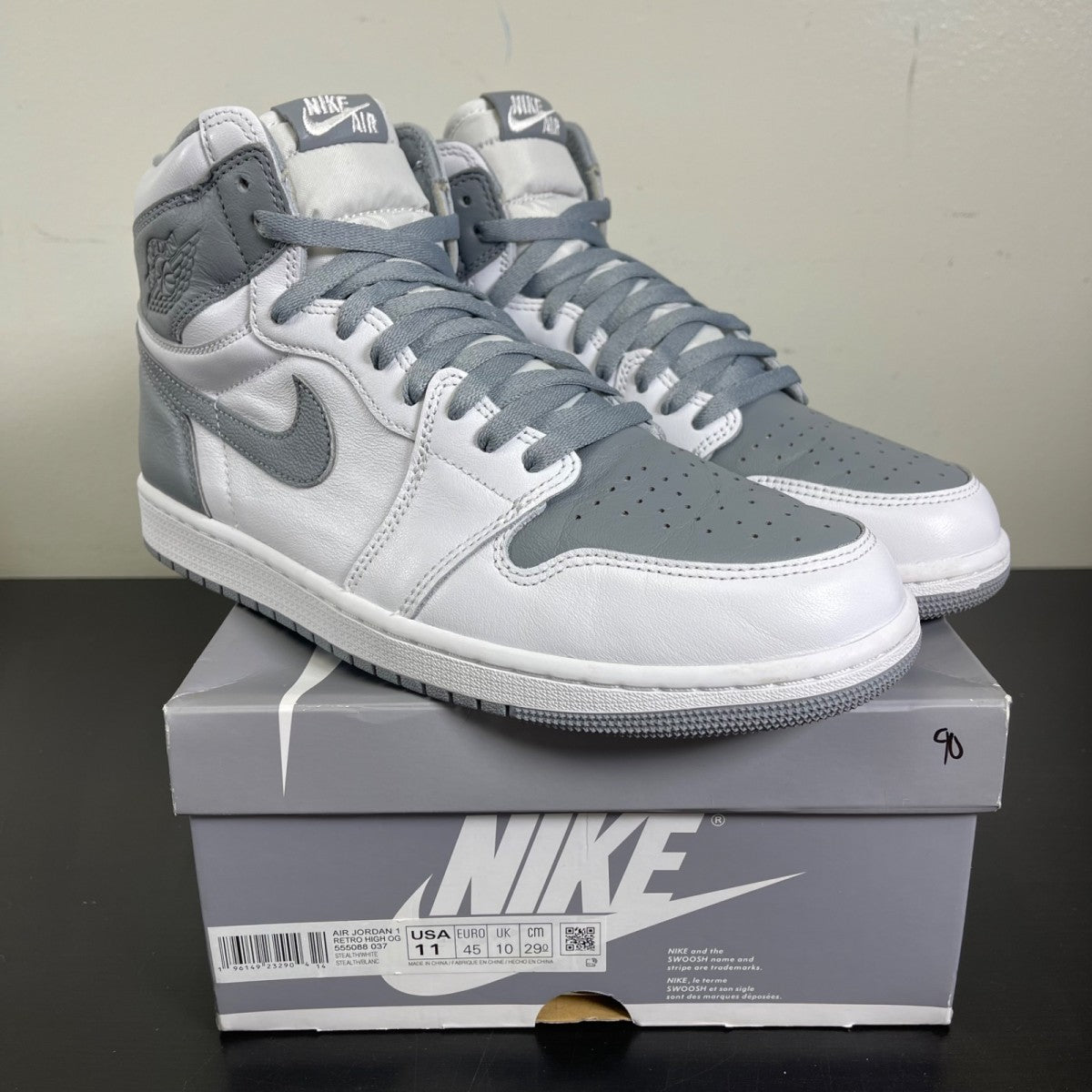 Jordan 1 Retro High OG Stealth 11 (Moderately Worn Pre-Owned)JordanStealth/White - Image 1