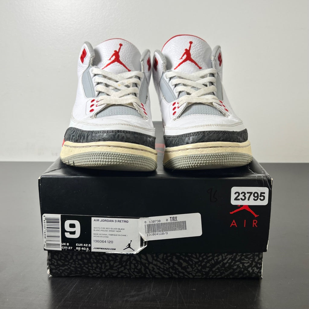 Jordan 3 Retro Fire Red (2013) 9 (Heavily Worn Pre-Owned)JordanWhite/Fire Red-Neutral Grey-Black - Image 2