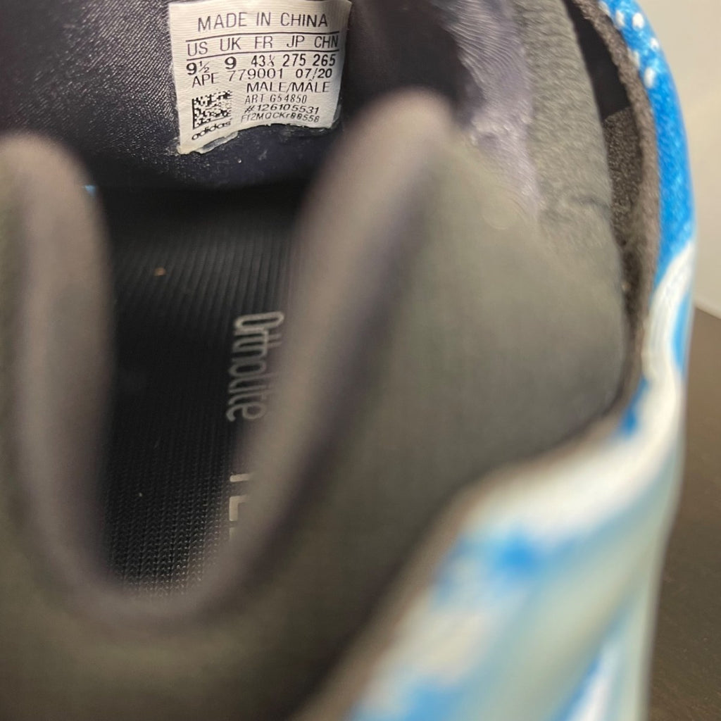 adidas Yeezy 700 V3 Arzareth 9.5 (Moderately Worn Pre-Owned)adidasAzareth/Azareth/Azareth - Image 6
