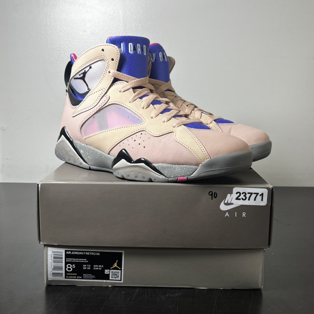 Jordan 7 Retro SE Sapphire 8.5 (Lightly Worn Pre-Owned)JordanShimmer/Black/Sapphire - Image 1