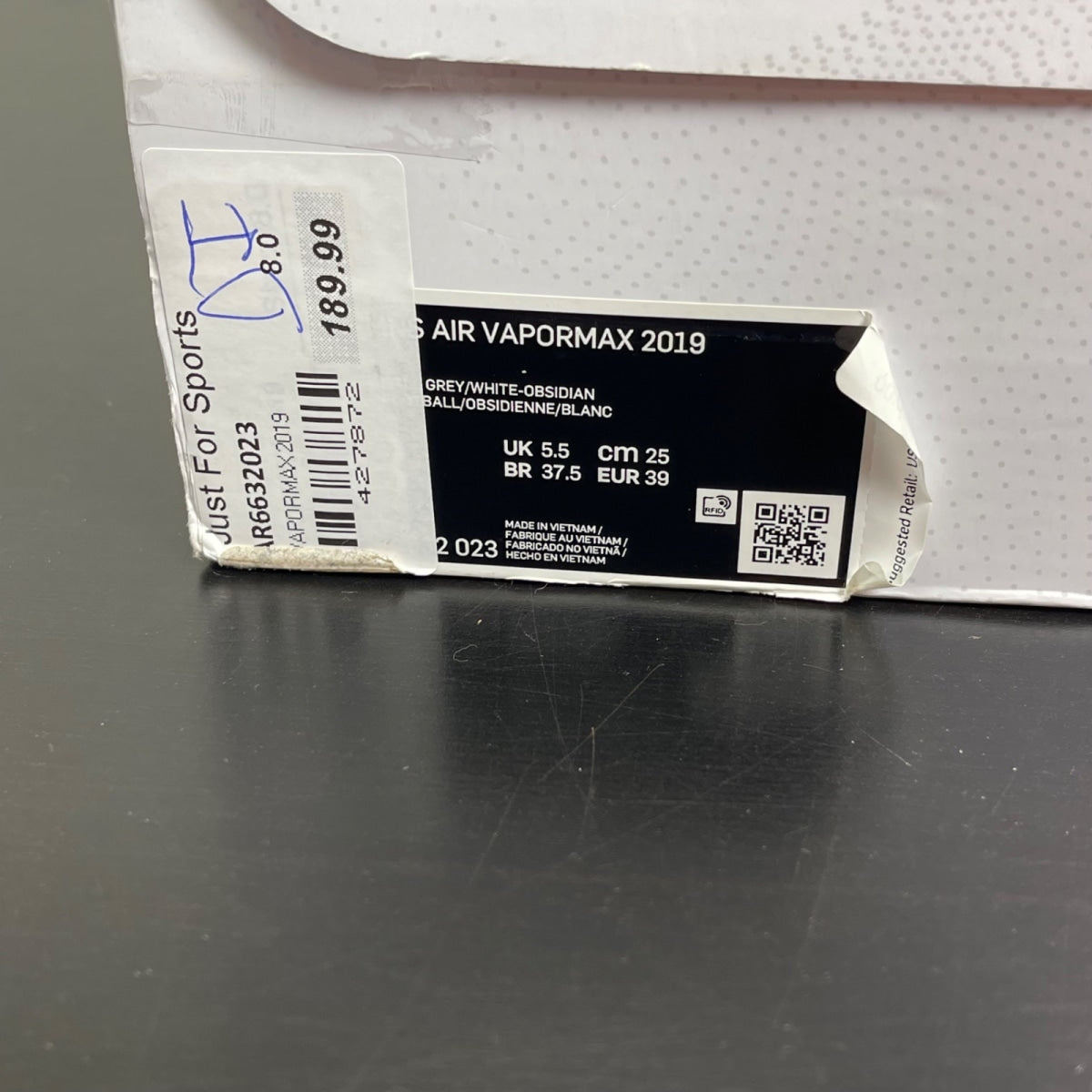 Nike Air VaporMax 2019 Football Grey Obsidian (Women's) 8W (Moderately Worn Pre-Owned)NikeFootball Grey/Obsidian-Metallic Silver-White - Image 7