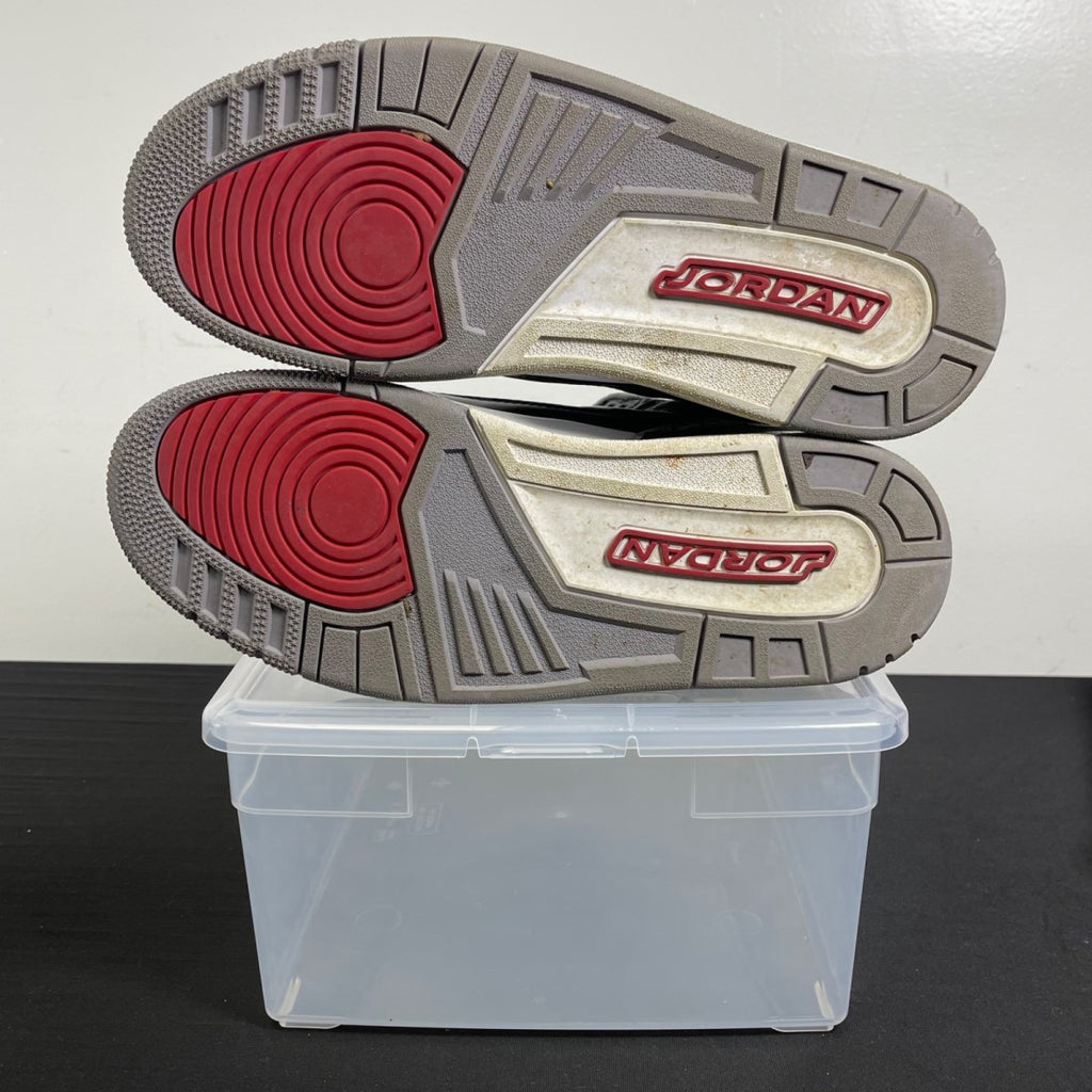 Jordan 3 Retro Black Cement (2011) 10.5 (Moderately Worn Pre-Owned)JordanBlack/Cement Grey-White-Varsity Red - Image 5