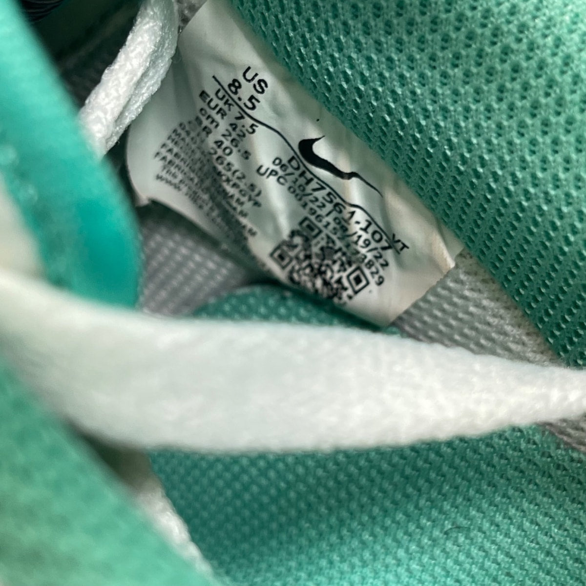 Nike Air Force 1 Low '07 White Light Menta 8.5 (Moderately Worn Pre-Owned)NikeWhite/Light Menta/White - Image 6