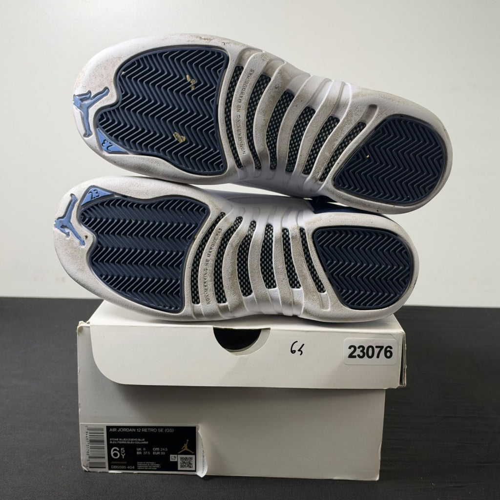 Jordan 12 Retro Indigo (GS) (Size 6.5Y) - Image 6