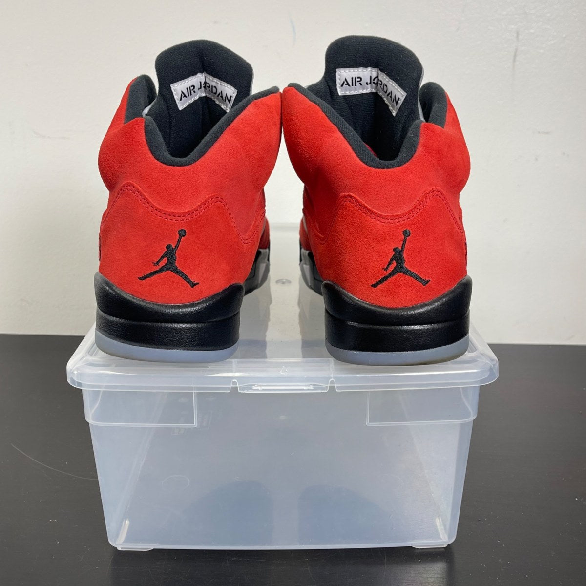 Jordan 5 Retro Raging Bull Red (2021) 9.5 (Moderately Worn Pre-Owned)JordanVarsity Red/Black-White - Image 4