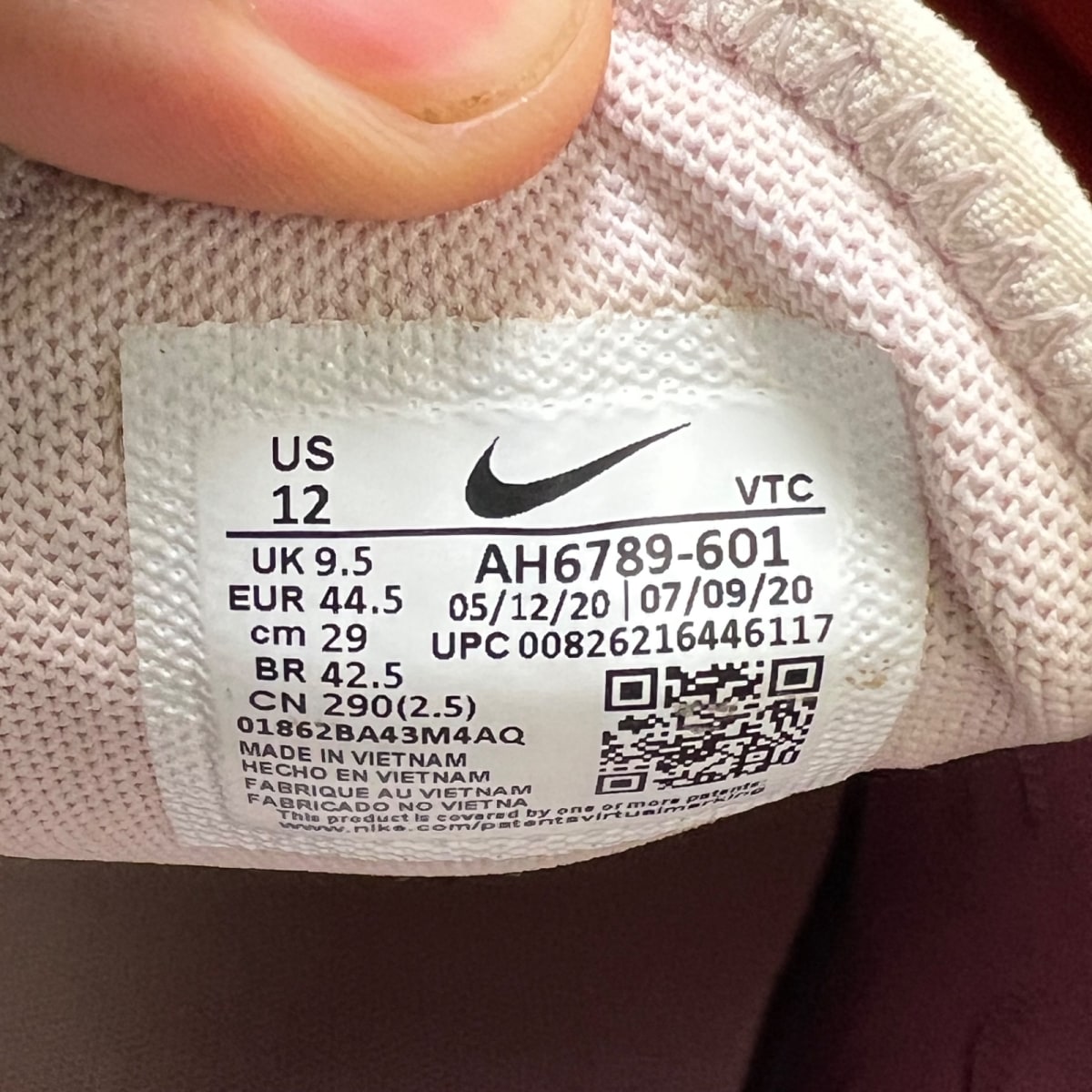 Nike Air Max 270 Barely Rose (Women's) 12W (Lightly Worn Pre-Owned)NikeBarely Rose/Vintage Wine-Elemental Rose - Image 7