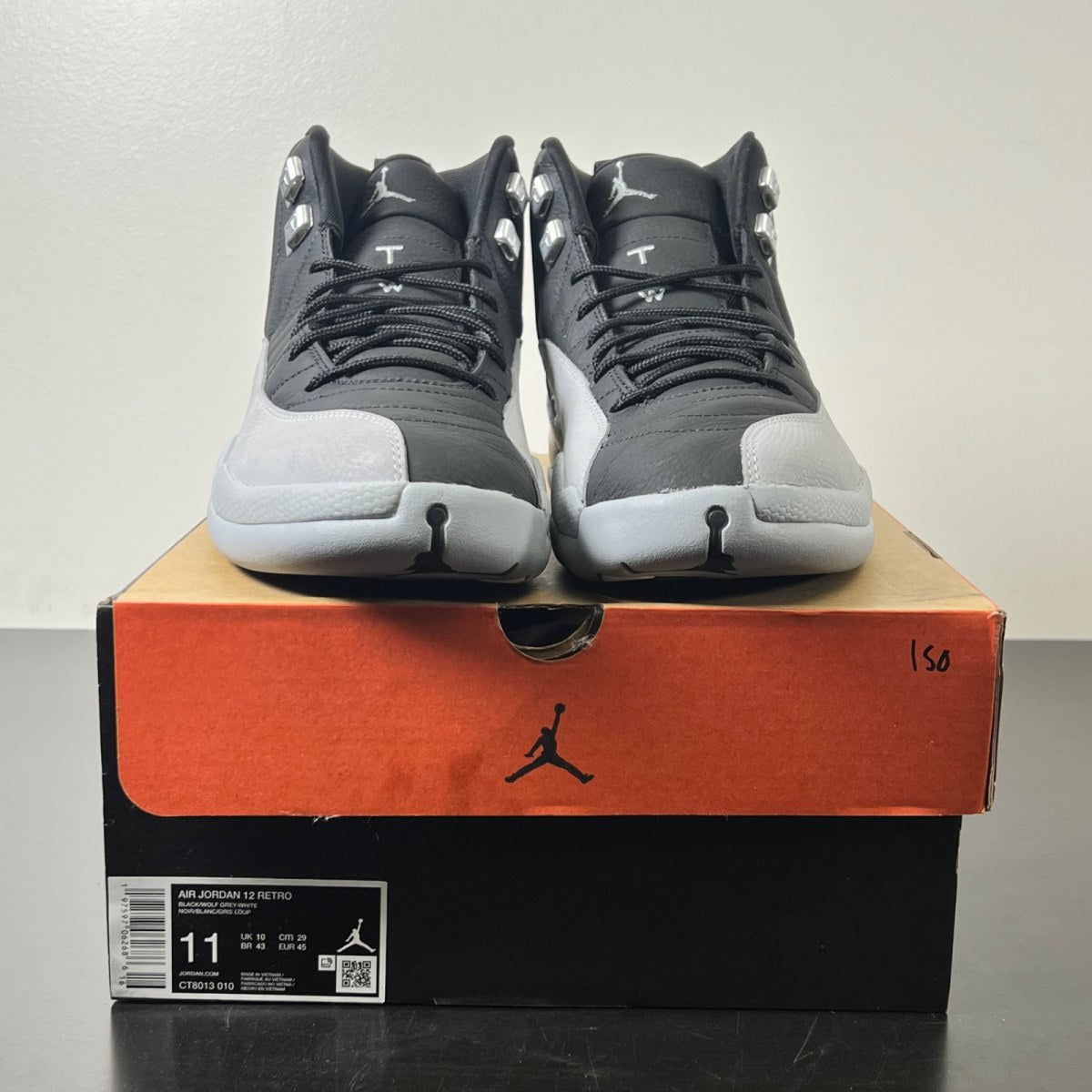 Jordan 12 Retro Barons 11 (Lightly Worn Pre-Owned)JordanBlack/Wolf Grey-White - Image 2