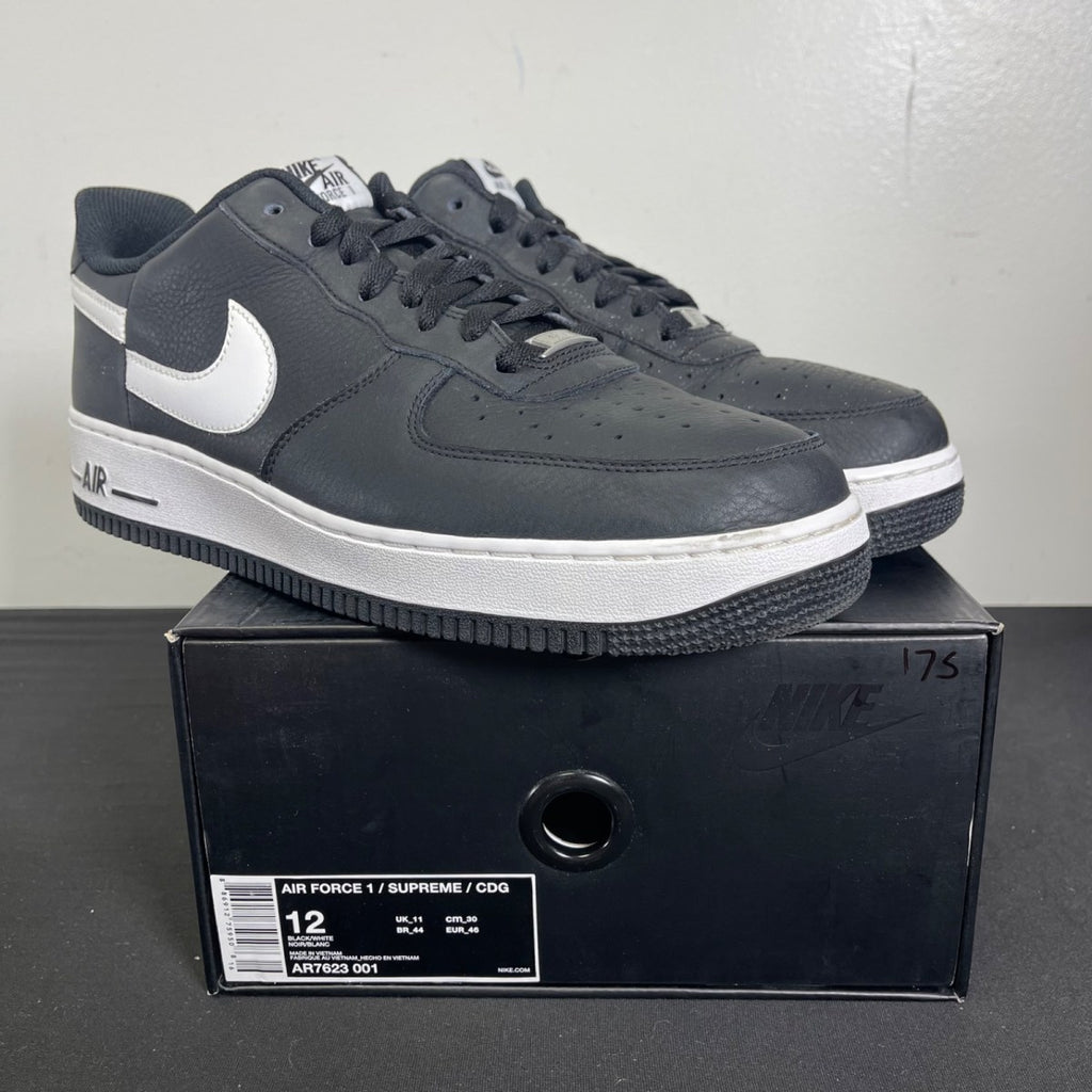 Nike Air Force 1 Low Supreme x Comme des Garçons (2018) 12 (Moderately Worn Pre-Owned)NikeBlack/White - Image 1