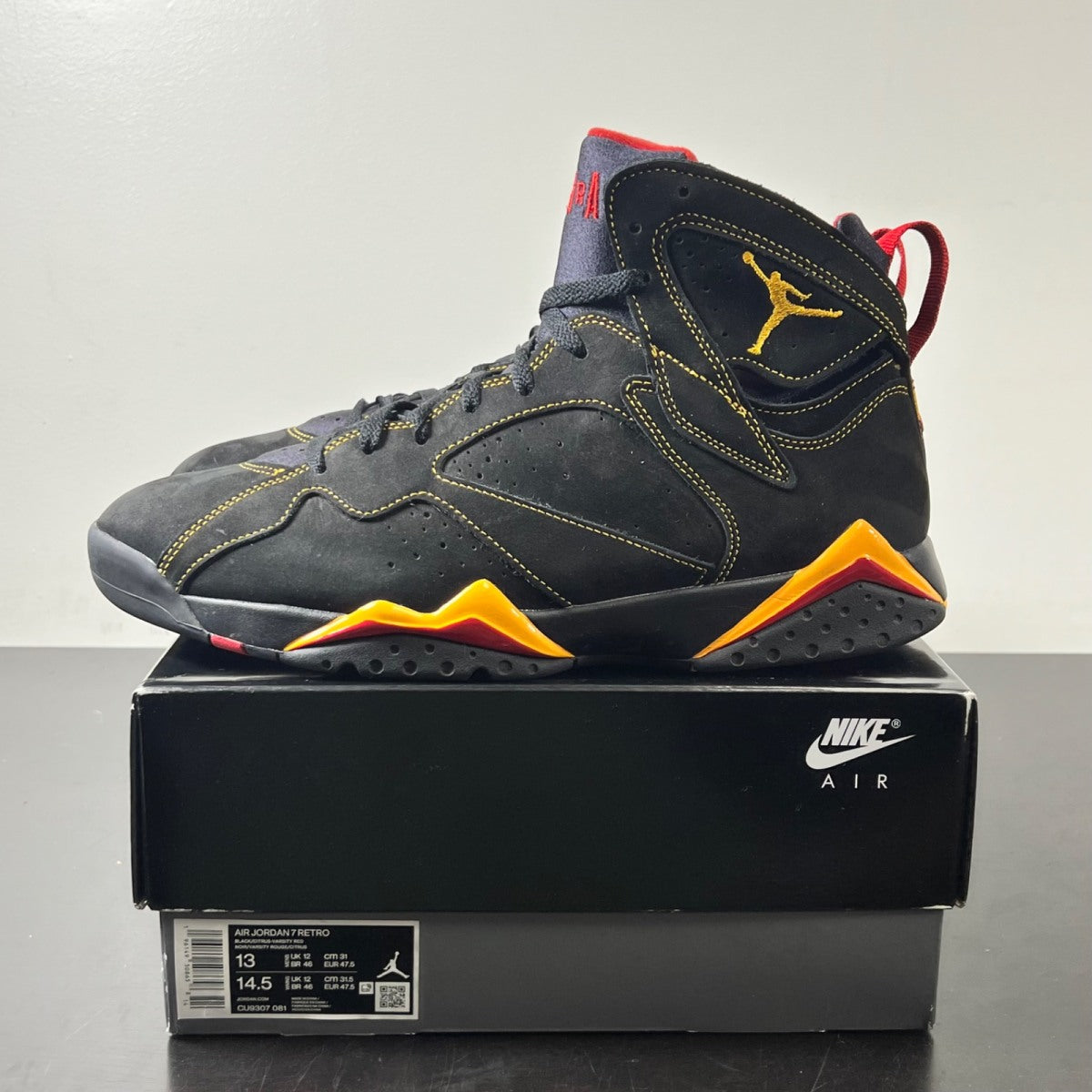 Jordan 7 Retro Citrus (2022) 13 (Lightly Worn Pre-Owned)JordanBlack/Citrus-Varsity Red - Image 3