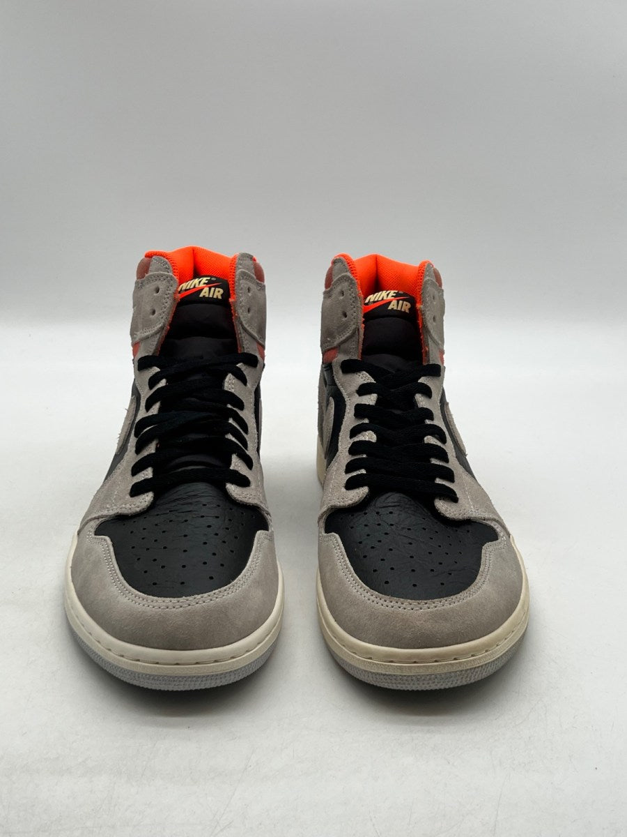 Jordan 1 Retro High Neutral Grey Hyper Crimson 13 (Lightly Worn Pre-Owned)JordanNeutral Grey/Black-Hyper Crimson-White - Image 2