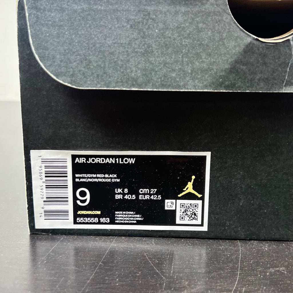 Jordan 1 Low Bulls (Size 9) - Image 5
