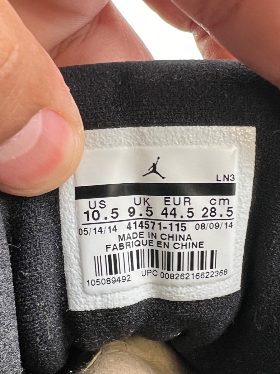 Jordan 13 Retro Barons Hologram 10.5 (Lightly Worn Pre-Owned) - Image 7