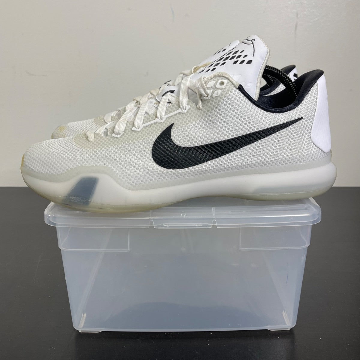 Nike Kobe 10 Fundamentals 10 (Moderately Worn Pre-Owned)NikeWhite/Black-Wolf Grey - Image 3