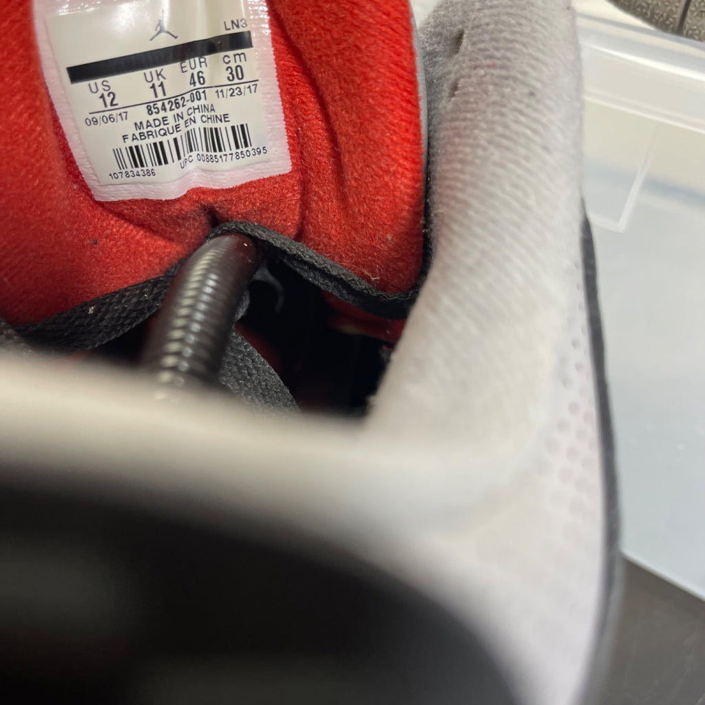 Jordan 3 Retro Black Cement (2018) 12 (Moderately Worn Pre-Owned)JordanBlack/Fire Red-Cement Grey-White - Image 6