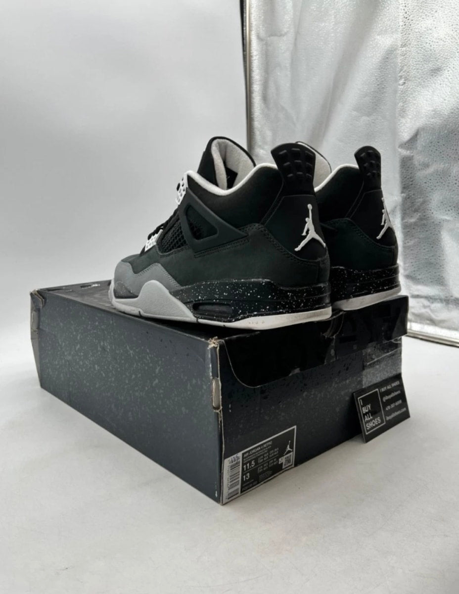 Jordan 4 Retro Fear (2024) 11.5 (Moderately Worn Pre-Owned)JordanBlack/White/Anthracite/Black/Pure Platinum - Image 6