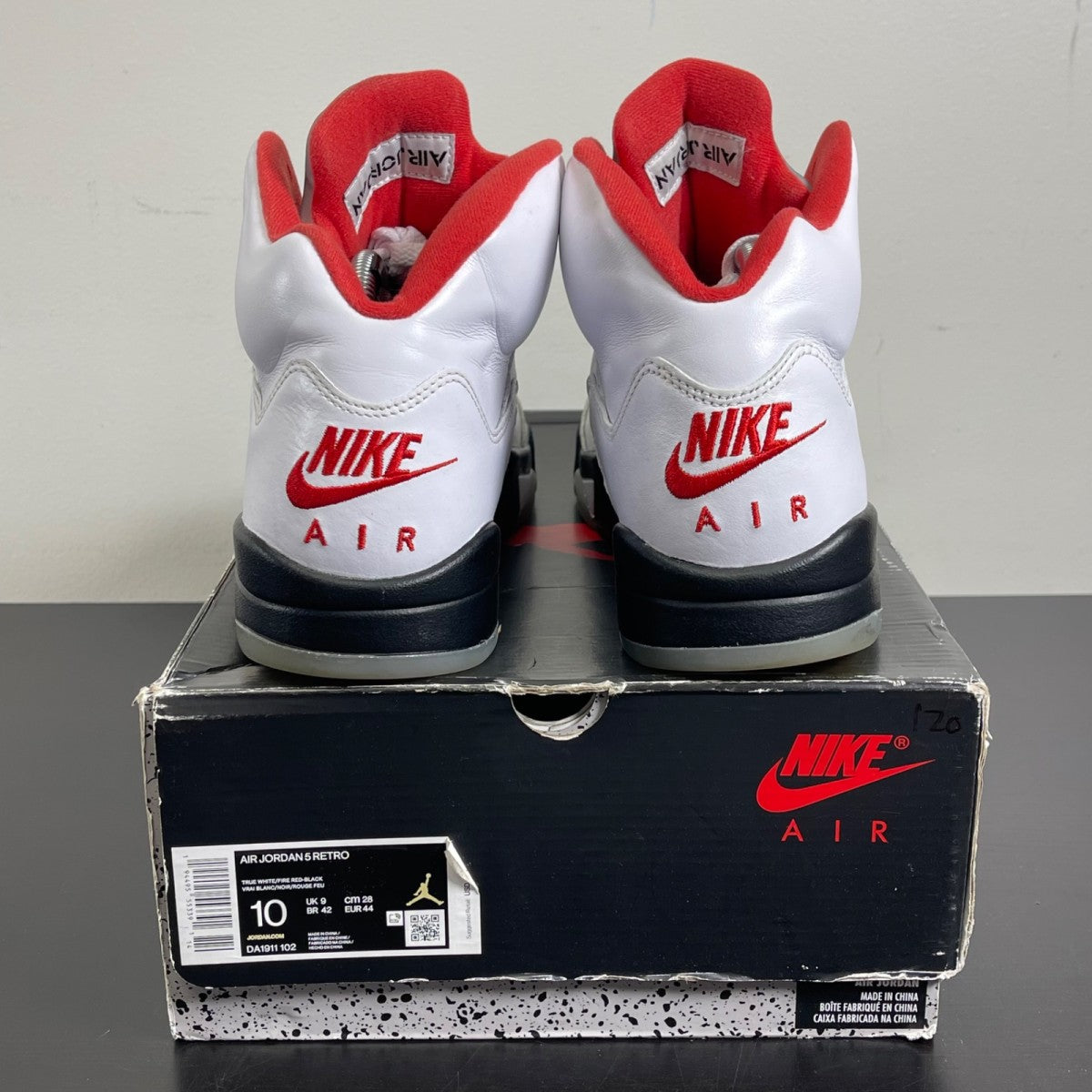 Jordan 5 Retro Fire Red Silver Tongue (2020) 10 (Moderately Worn Pre-Owned)JordanWhite/Black-Metallic Silver-Fire Red - Image 4