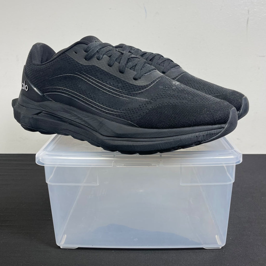 Alo Yoga Runner Black (Size 12) - Image 1