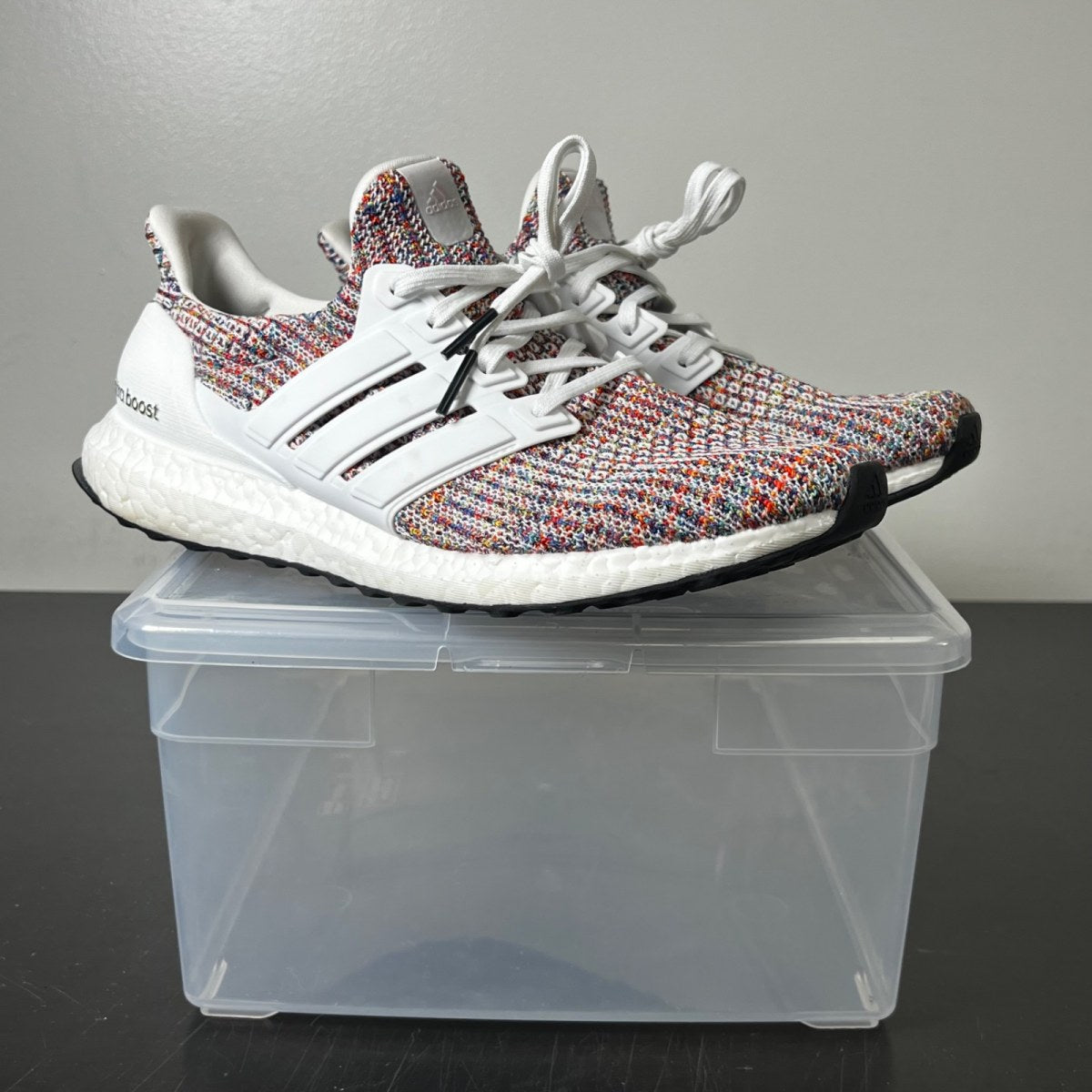 adidas Ultra Boost 4.0 White Multi-Color 8 (Lightly Worn Pre-Owned)adidasCloud White/Cloud White/Collegiate Navy - Image 1