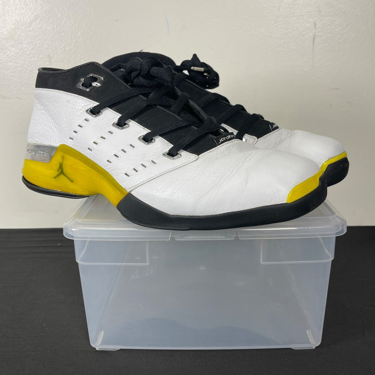 Jordan 17 OG Low All-Star Lightning (2002) 14 (Moderately Worn Pre-Owned)JordanWhite/Lightning-Black-Chrome - Image 1