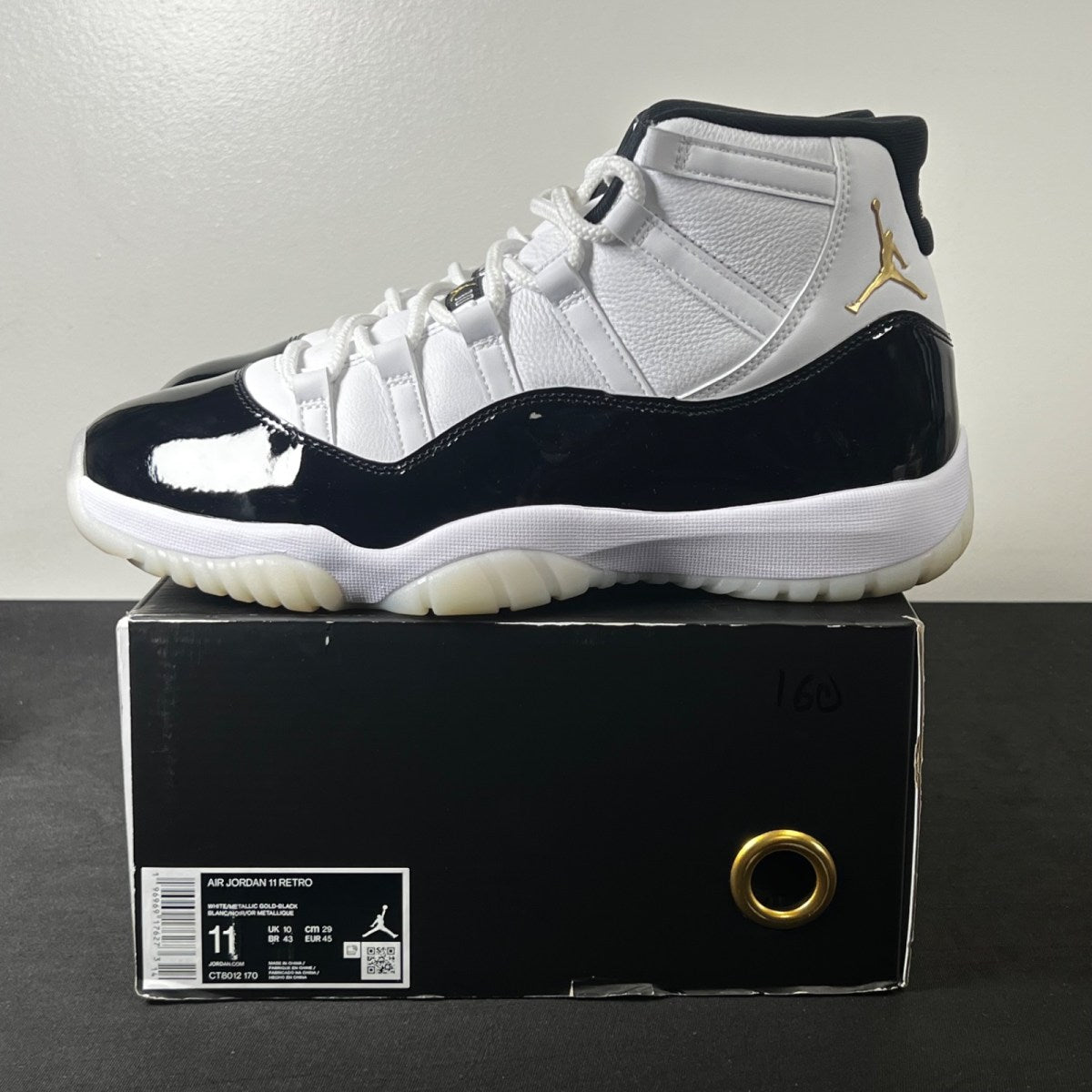 Jordan 11 Retro DMP Gratitude (2023) 11 (Lightly Worn Pre-Owned)JordanBlack/White/Metallic Gold - Image 3