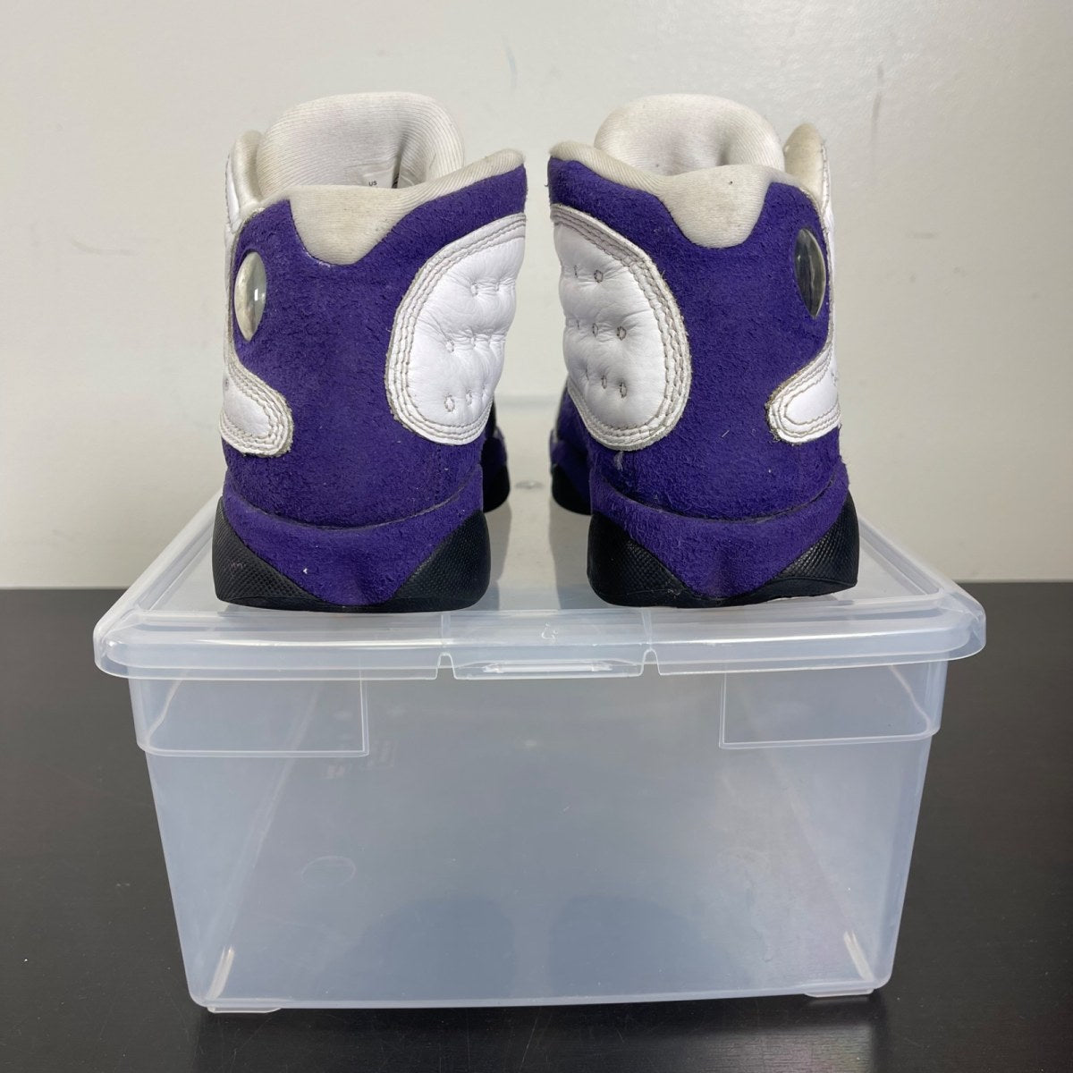 Jordan 13 Retro Lakers (GS) 4Y (Moderately Worn Pre-Owned)JordanWhite/Black-Court Purple-University Gold - Image 4