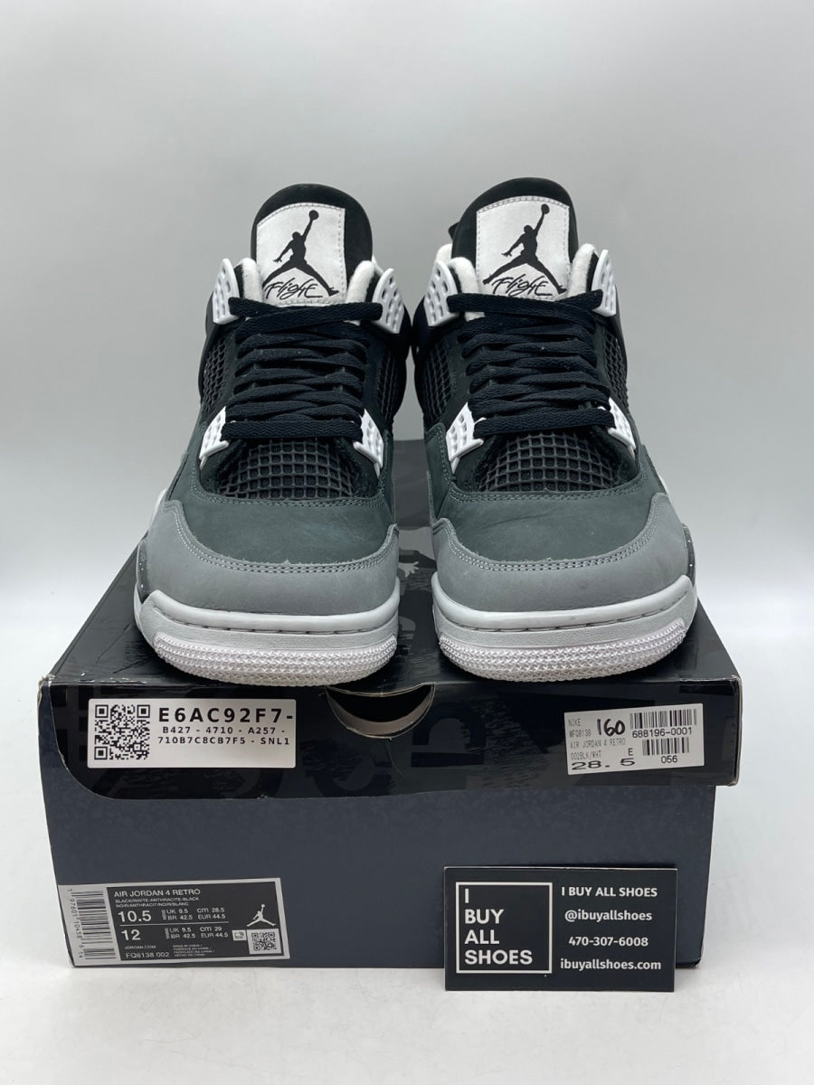 Jordan 4 Retro Fear (2024) 10.5 (Moderately Worn Pre-Owned) - Image 2