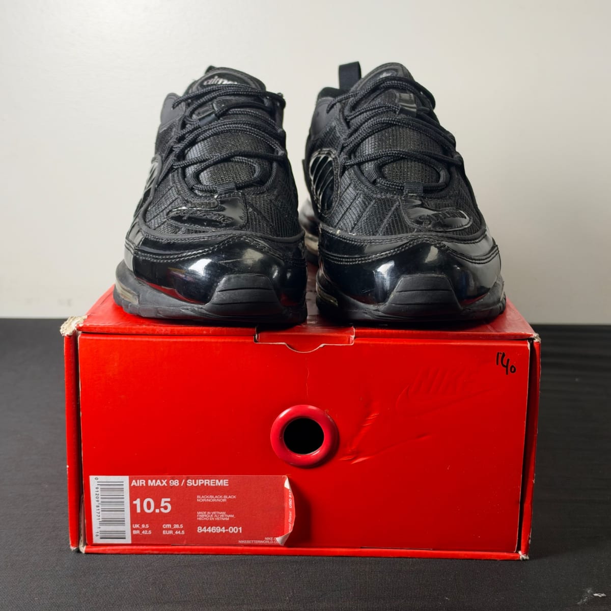 Nike Air Max 98 Supreme Black (Size 10.5) - aux