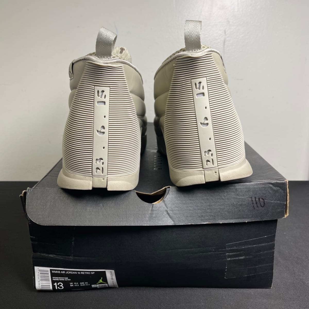Jordan 15 Retro Billie Eilish (Women's) (Size 13W) - aux