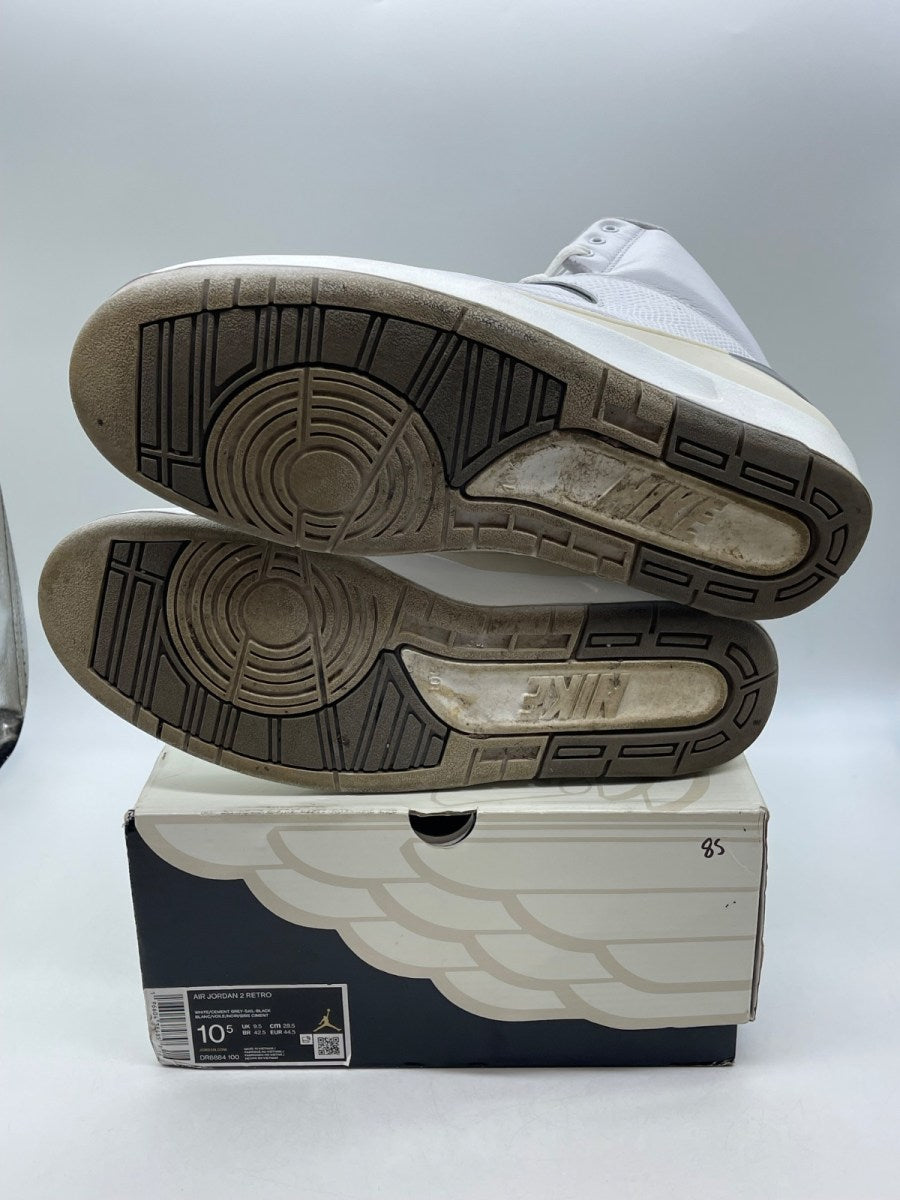 Jordan 2 Retro Cement Grey 10.5 (Moderately Worn Pre-Owned) - Image 7