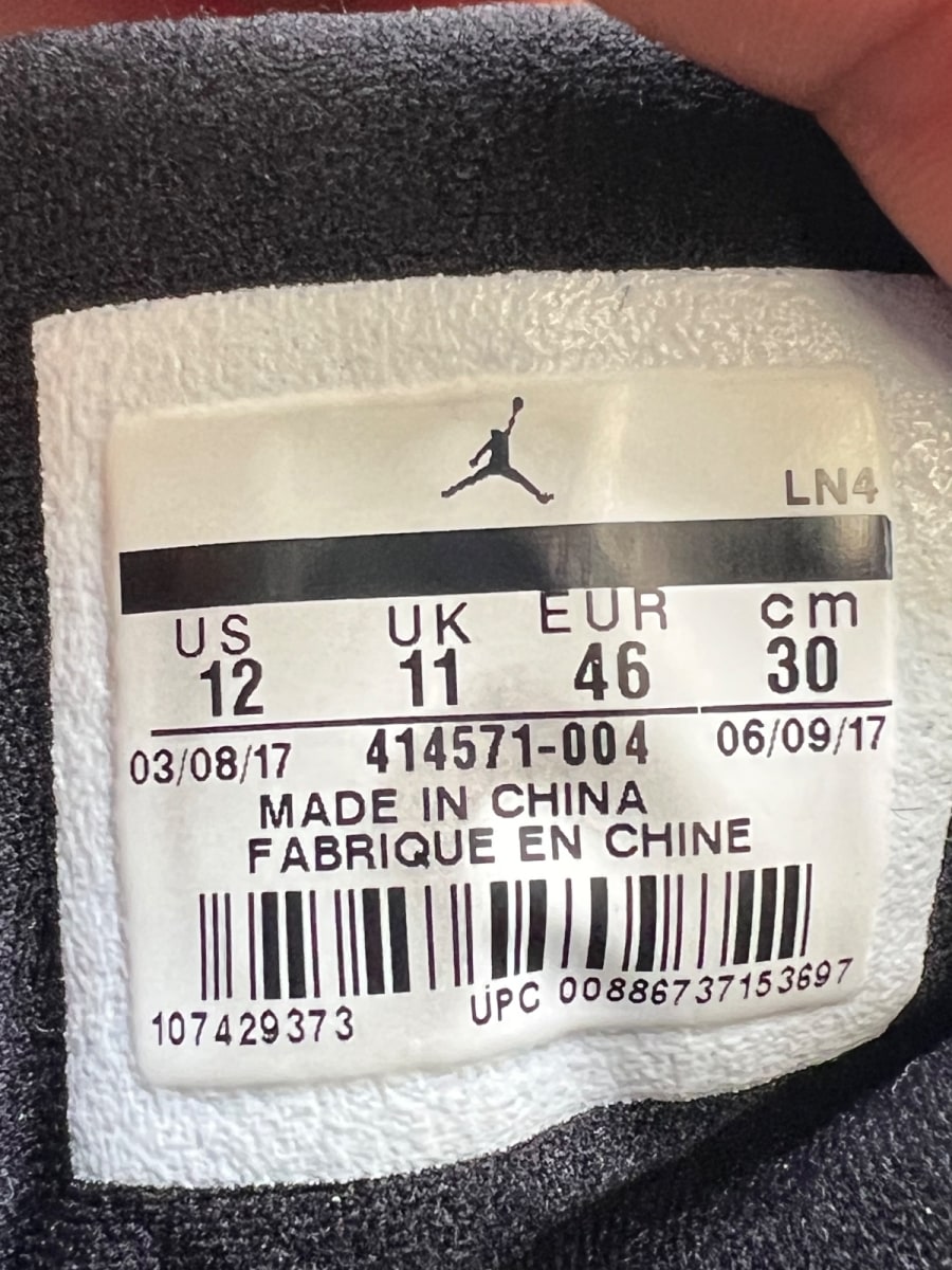 Jordan 13 Retro Bred (2017) 12 (Moderately Worn Pre-Owned)JordanBlack/True Red-White - Image 7