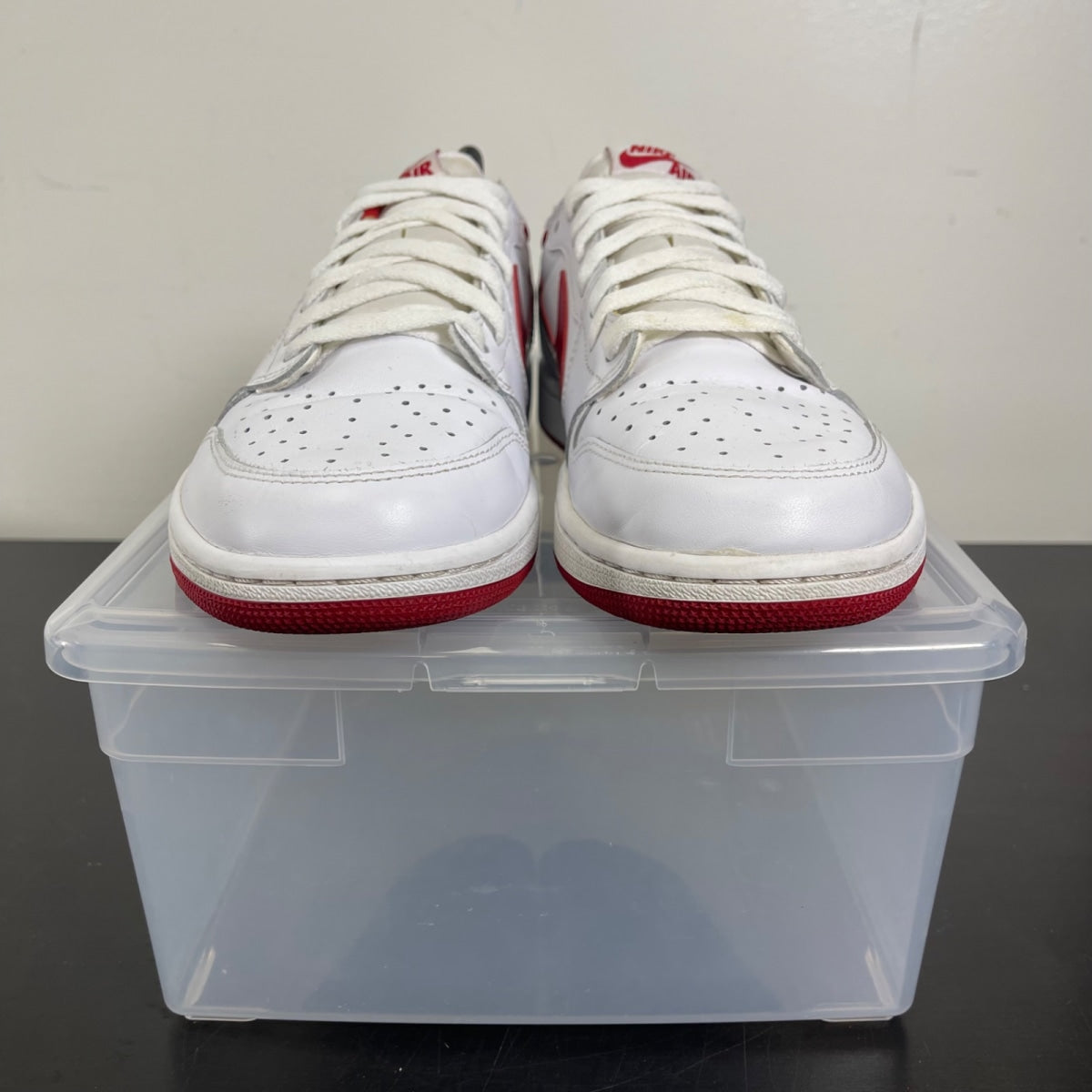 Jordan 1 Retro Low White Varsity Red 9.5 (Moderately Worn Pre-Owned)JordanWhite/Varsity Red-White - Image 2