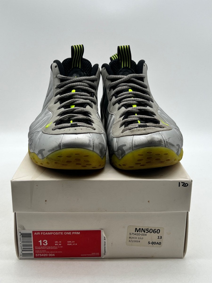Nike Air Foamposite One Silver Volt Camo 13 (Moderately Worn Pre-Owned)NikeMetallic Silver/Volt-Black - Image 2